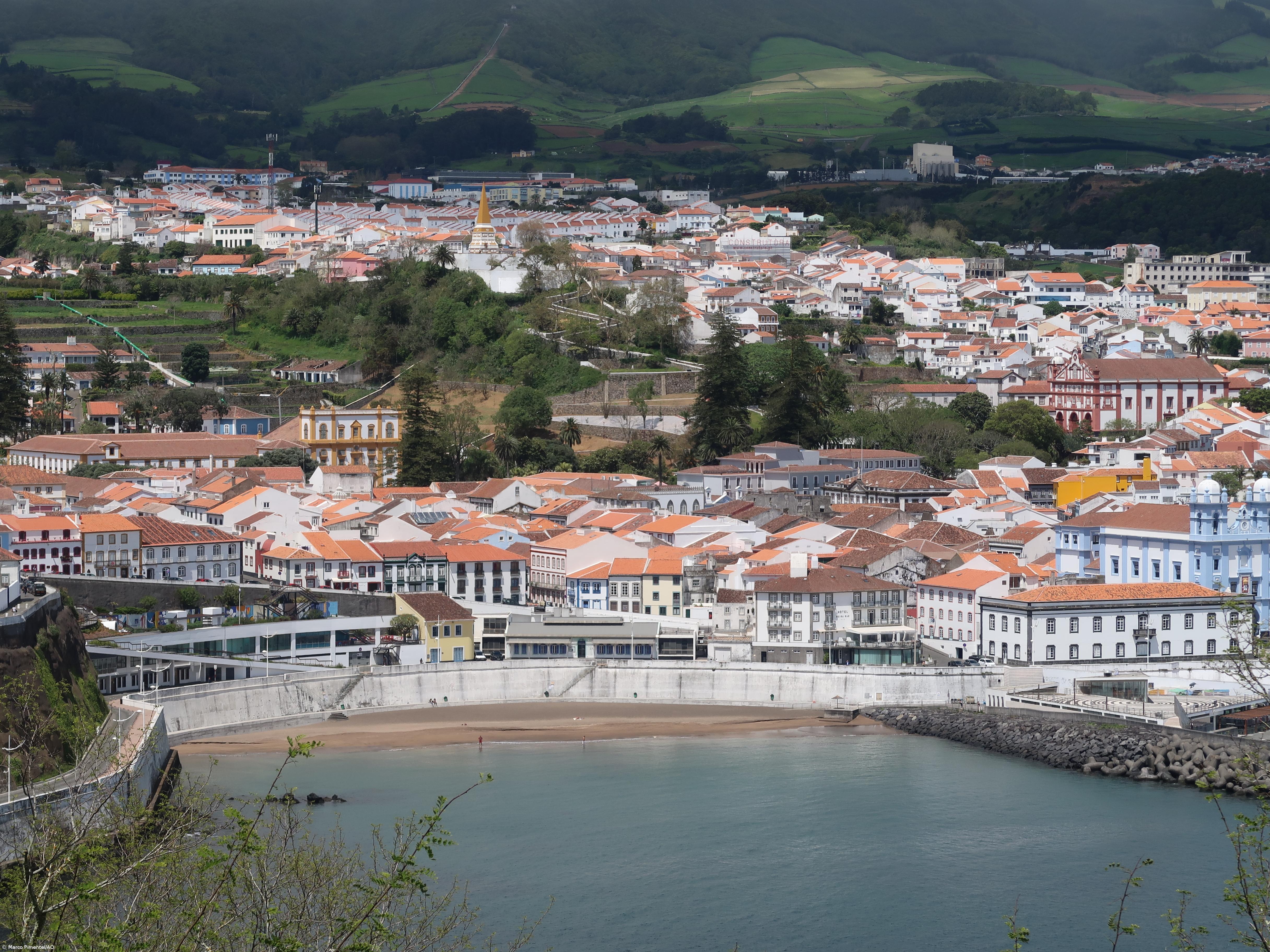 Levantada a interdição a banhos na Prainha em Angra do Heroísmo – Imagem 1