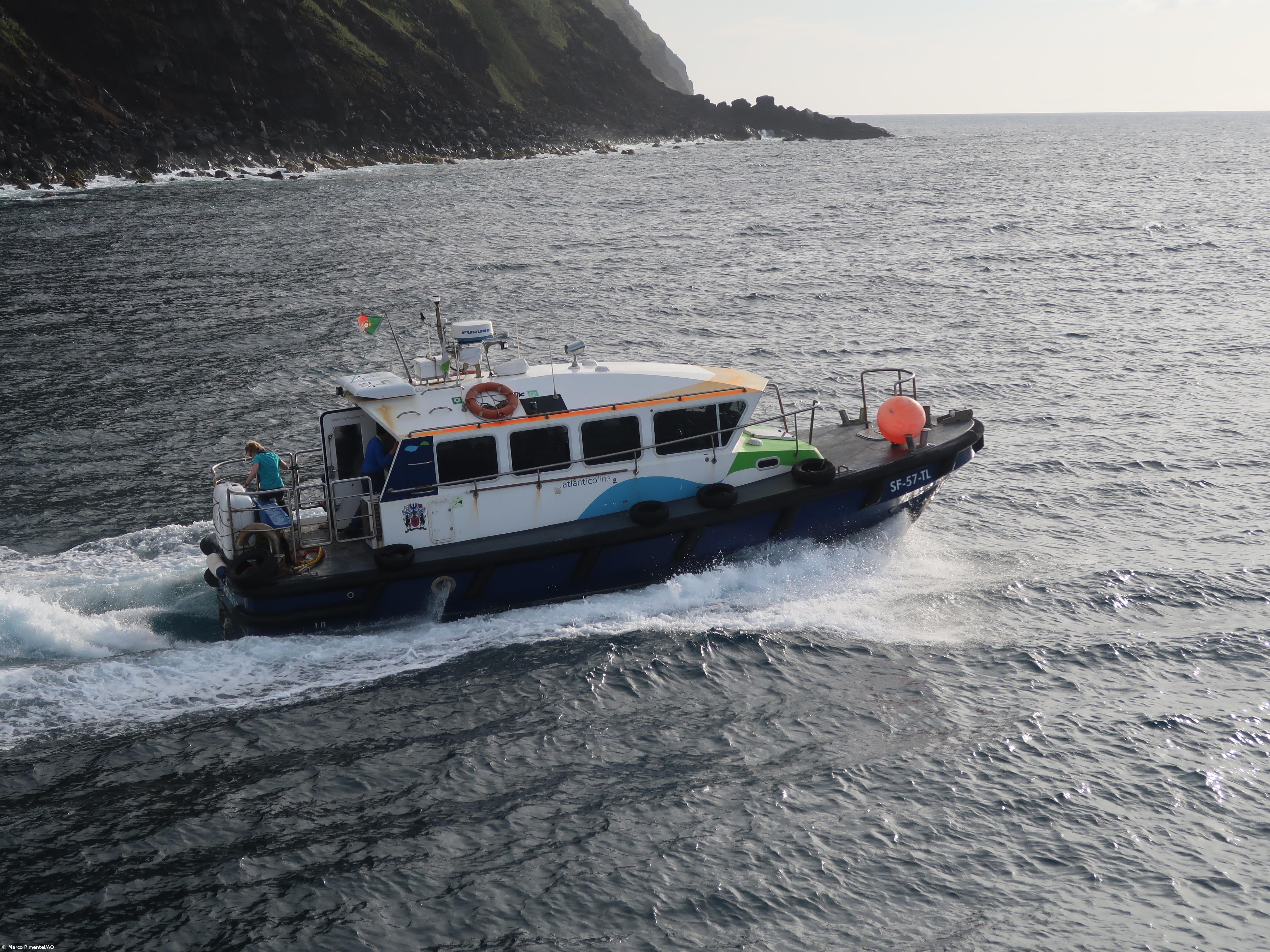 Lancha de transporte de passageiros entre Flores e Corvo avariada mas ligação será assegurada – Imagem 1