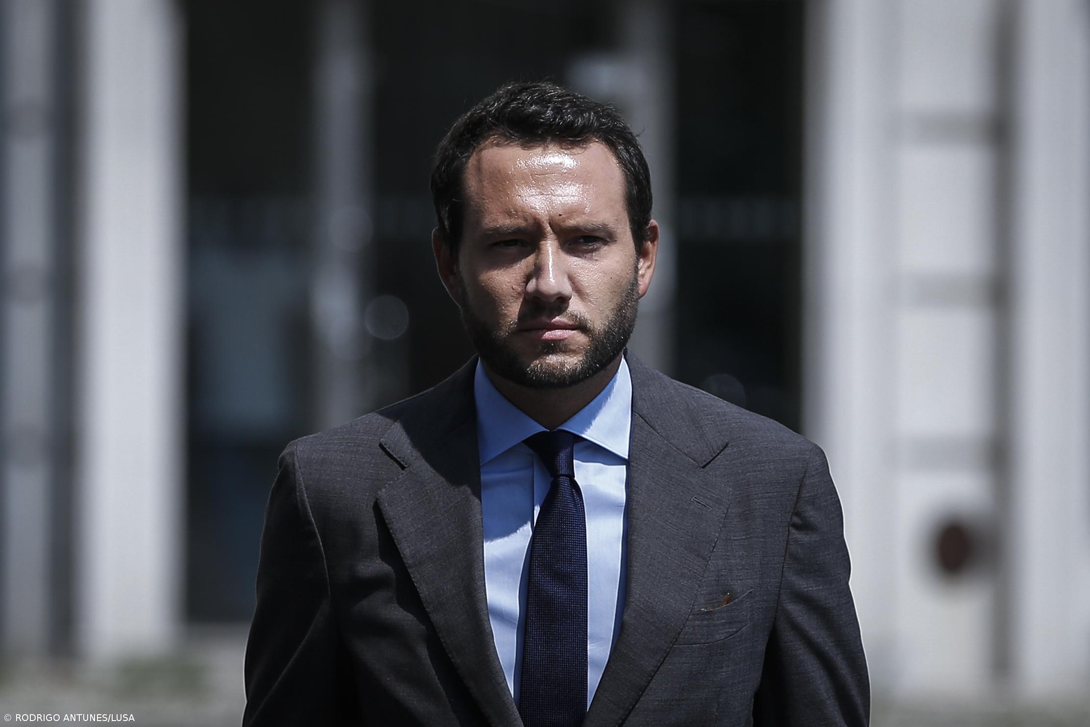 Patrões e sindicatos já assinaram novo acordo de trabalho – Imagem 1