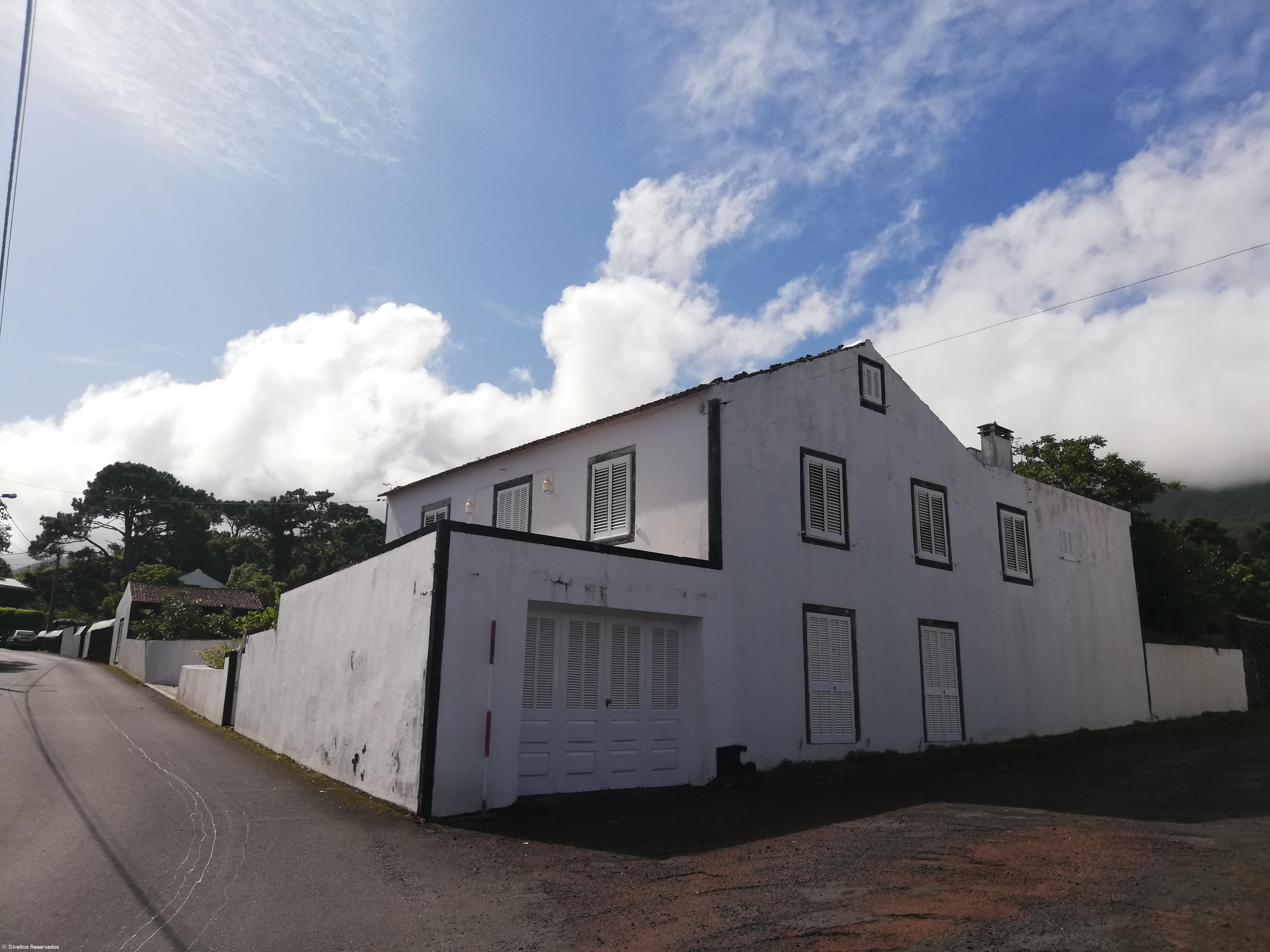 Almeida Firmino E o poeta,  ainda existe? – Imagem 5