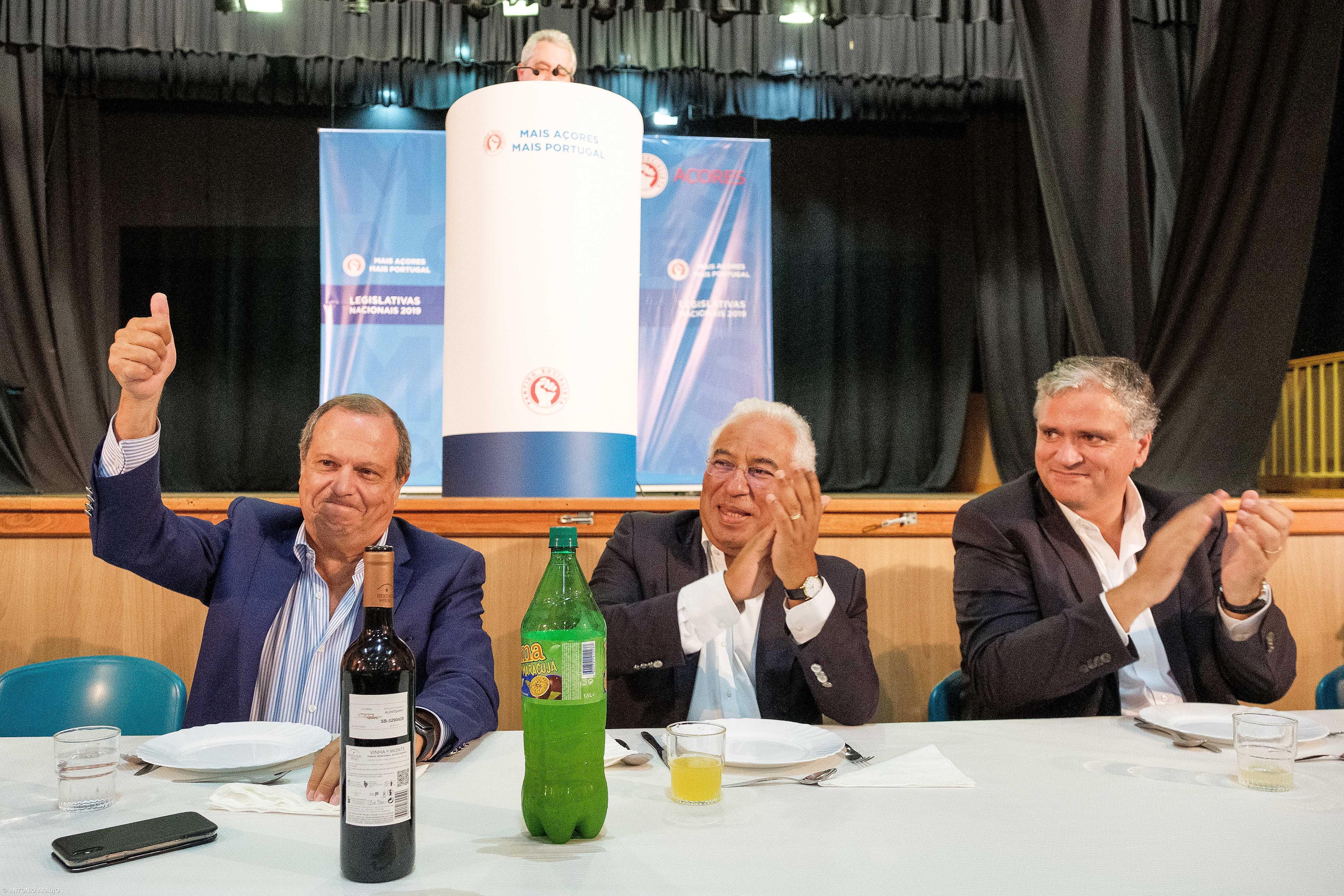 César pede vitória do PS antes de elogiar cozinheiras da "carne de vaca guisadinha" – Imagem 1