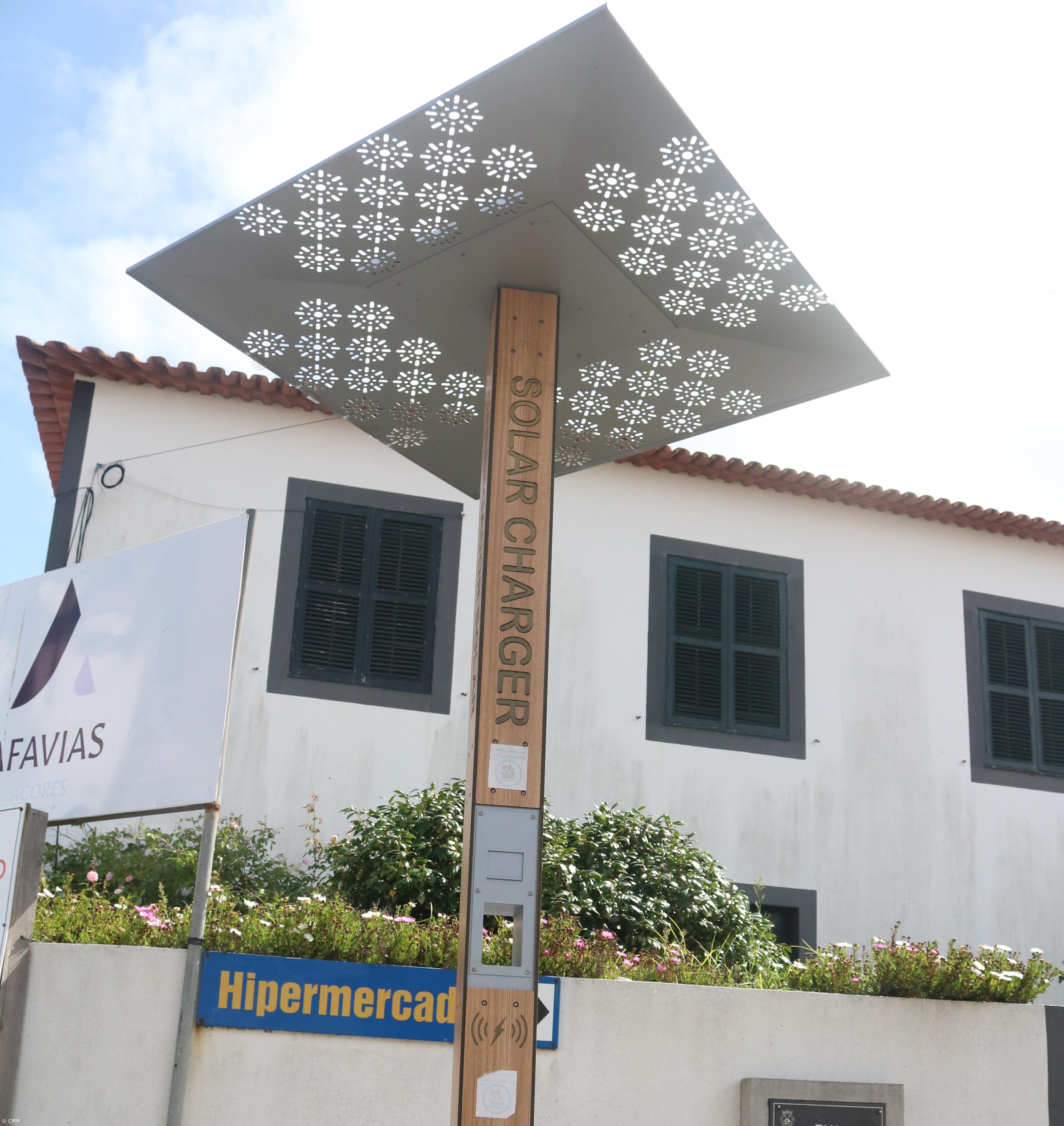 Madalena instala posto de carregamento de telemóveis ecológico – Imagem 1