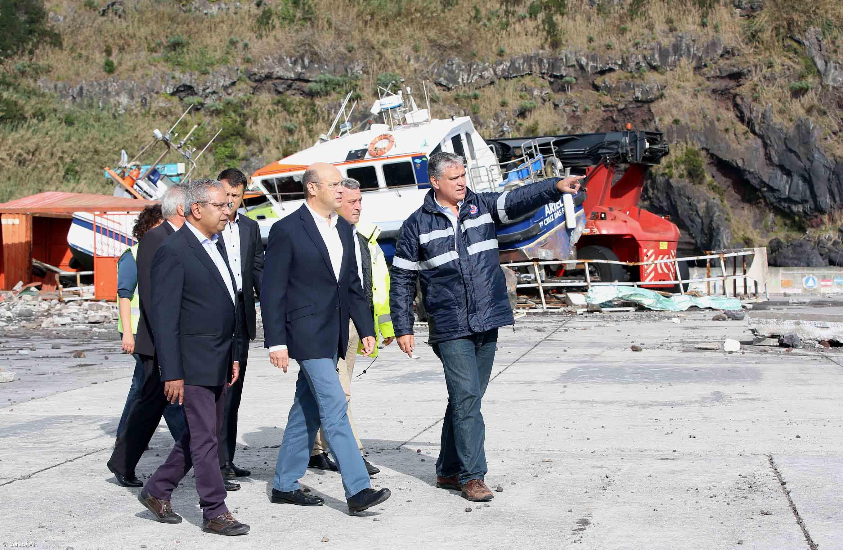Trabalho para assegurar abastecimento às Flores “está já a ser feito”  – Imagem 2