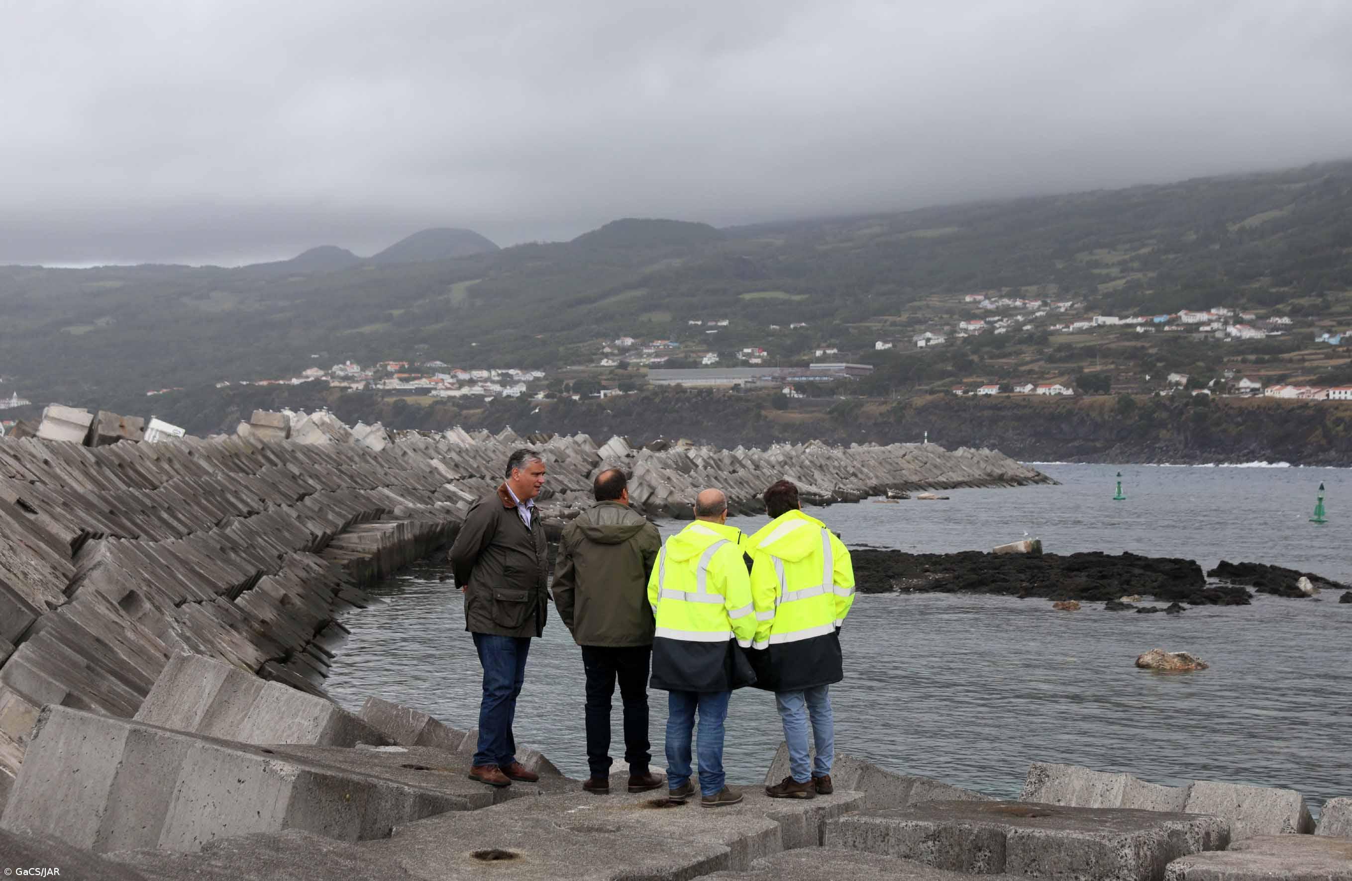 Vasco Cordeiro visita o Pico e destaca “regresso gradual à normalidade” após a passagem do furacão Lorenzo – Imagem 4