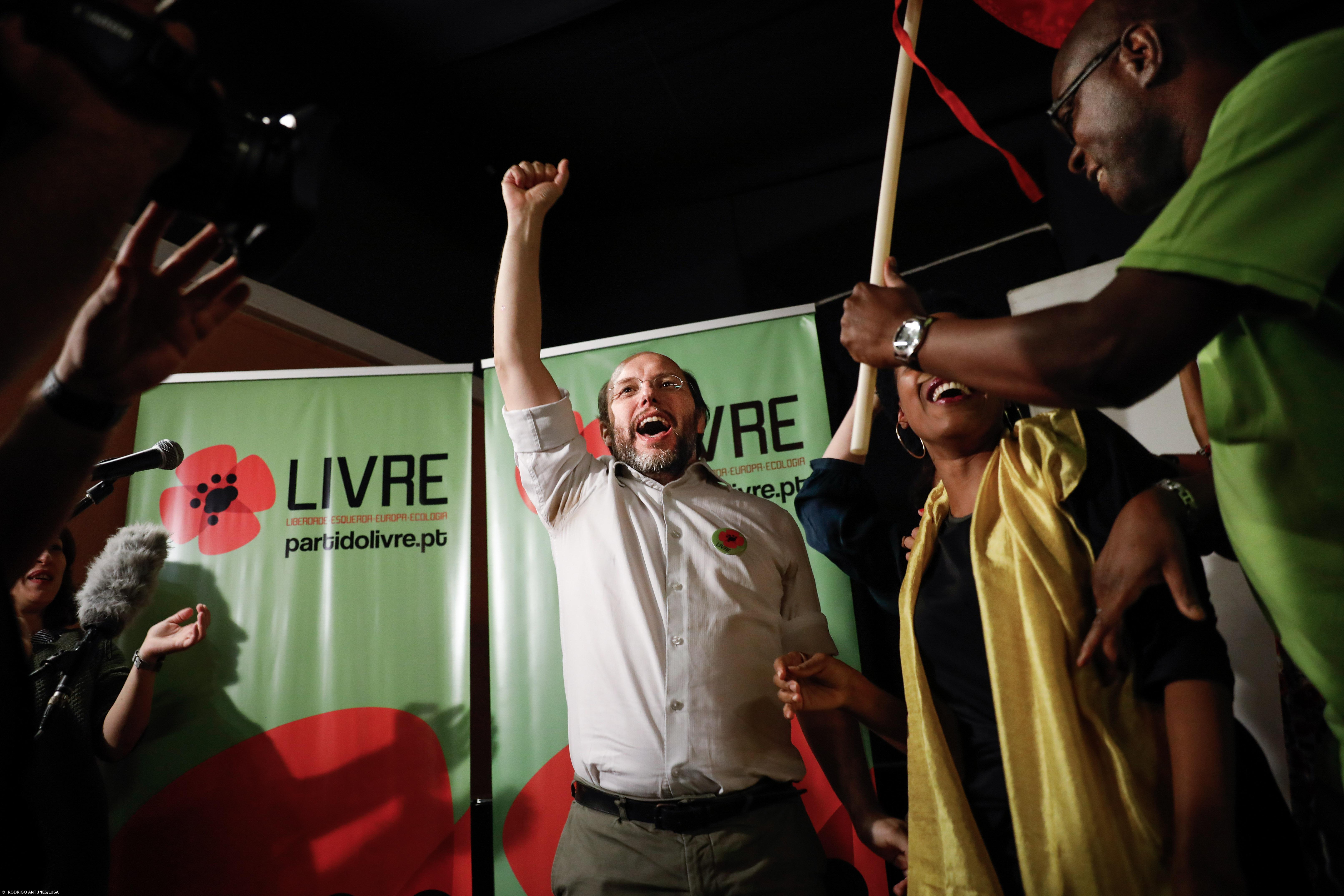 Joacine Moreira (Livre) diz que "não há lugar para a extrema-direita" na AR  – Imagem 1