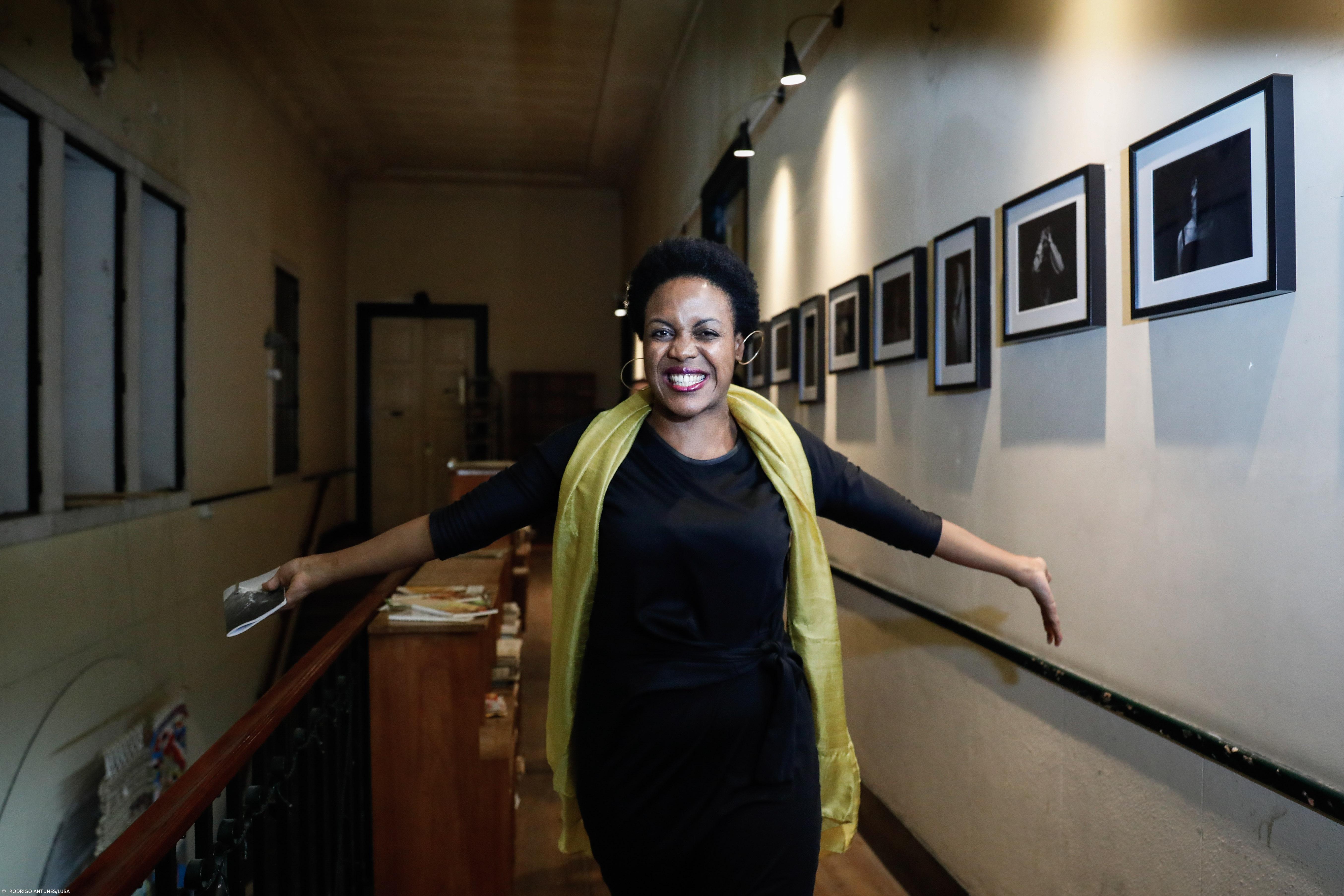 Joacine Moreira (Livre) diz que "não há lugar para a extrema-direita" na AR  – Imagem 2