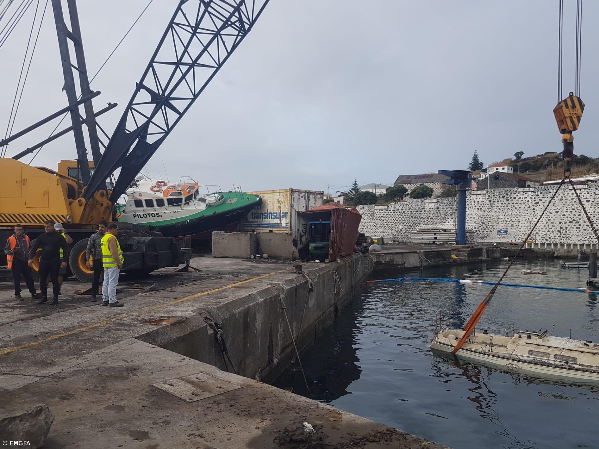 Navios da Marinha com 280 militares já estão nas Flores para apoiar população – Imagem 4