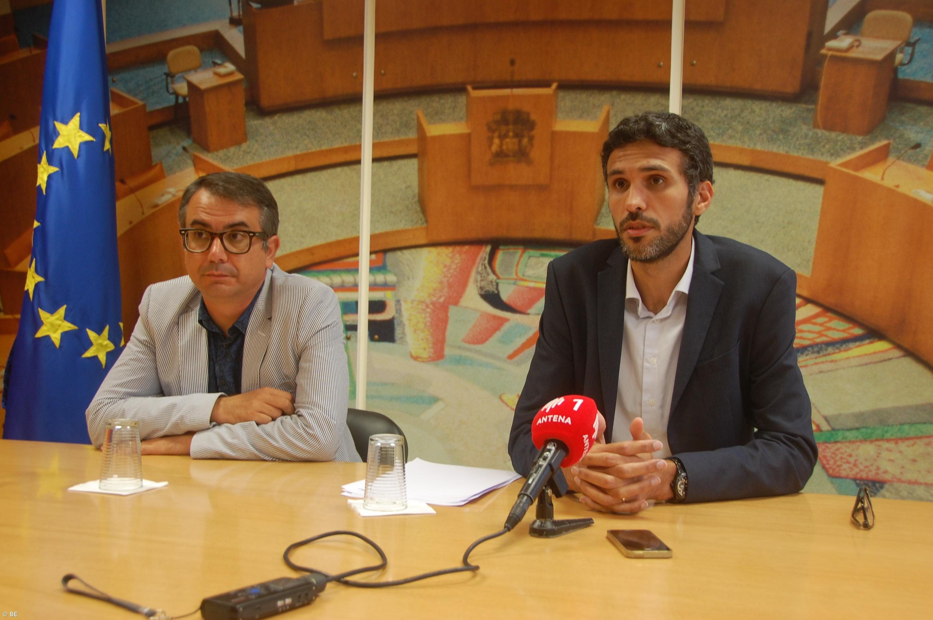 BE quer saber quando serão feitas obras de reparação na nova escola da Calheta em São Jorge – Imagem 1