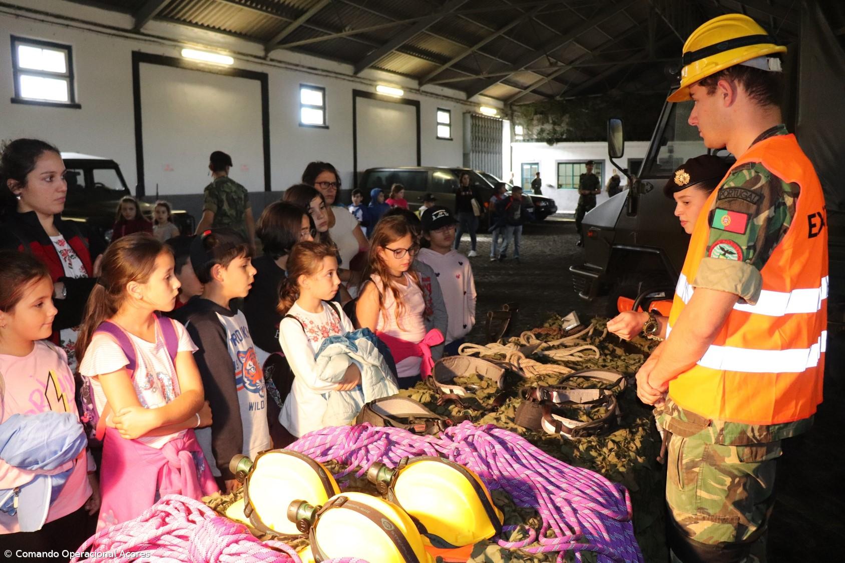 "Alista-te por um dia" deu a conhecer as Forças Armadas às crianças açorianas – Imagem 4