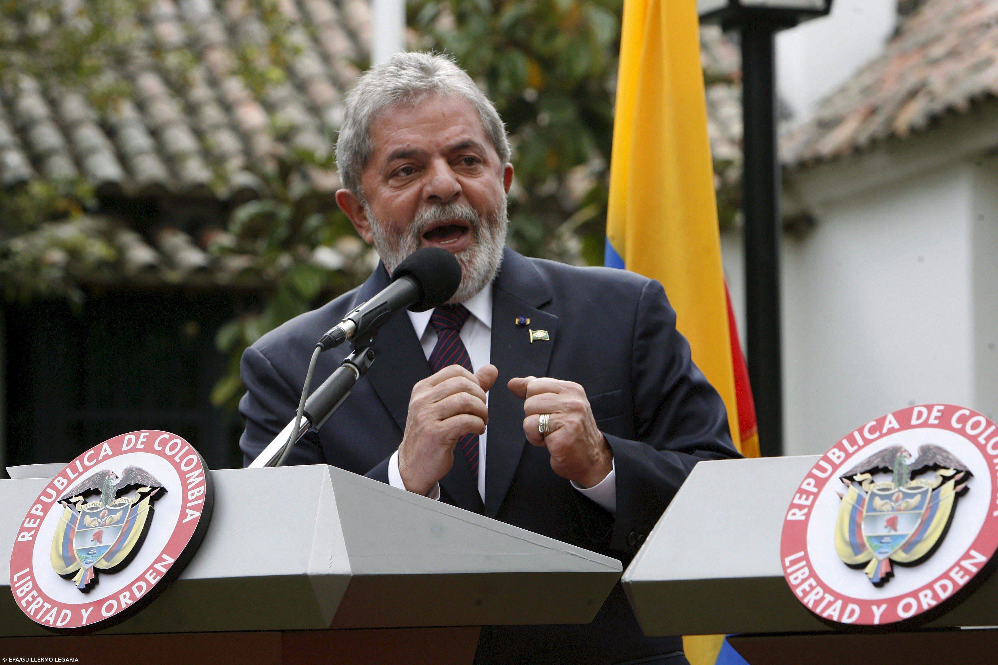 Lula da Silva deixa hospital após primeira sessão de quimioterapia – Imagem 1