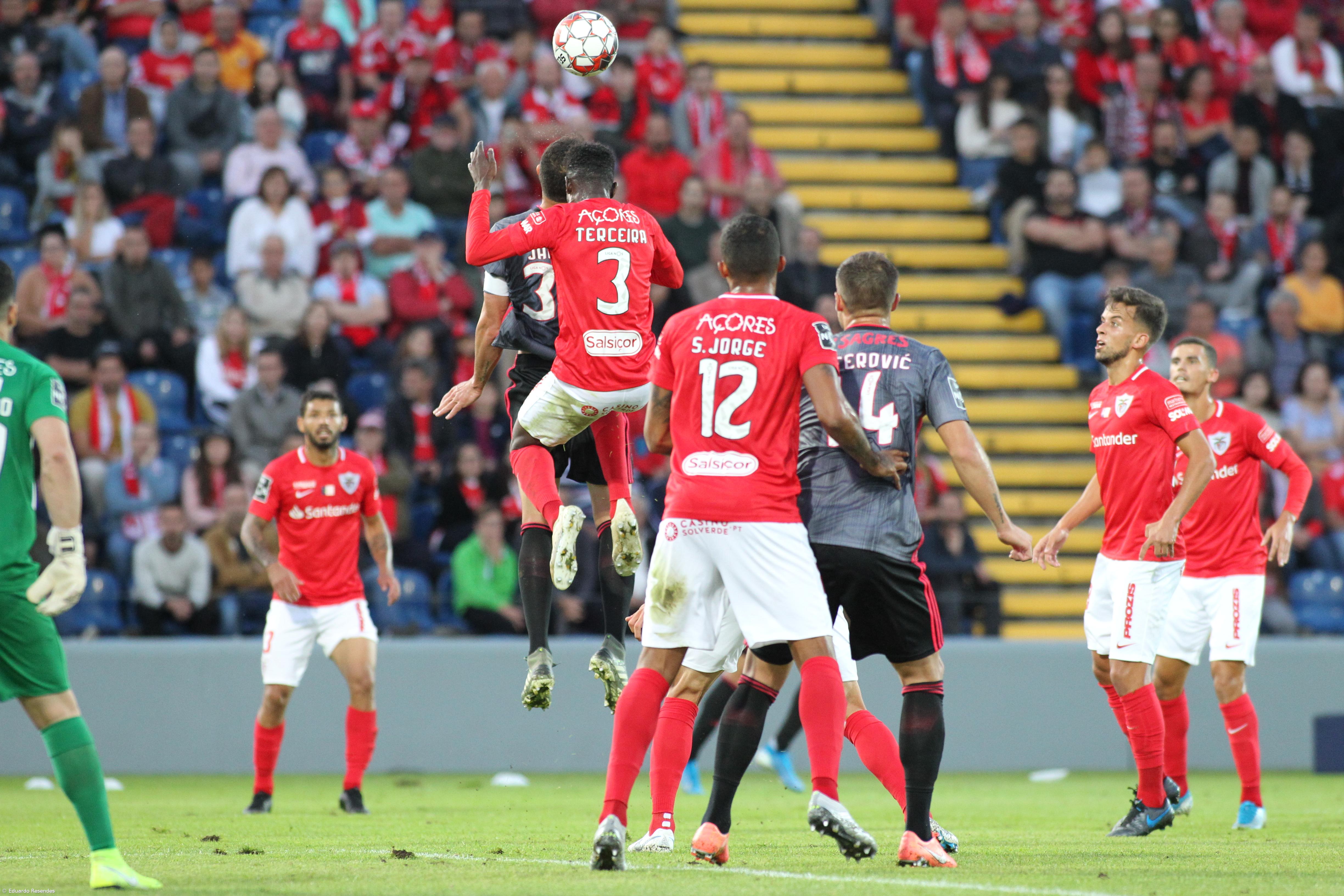 Camisolas com nomes das ilhas à venda – Imagem 1