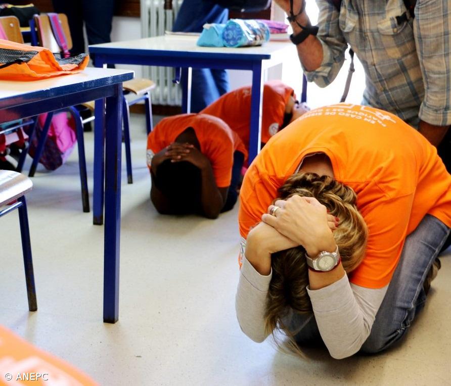 Proteção Civil testa população com exercício 'A Terra Treme' – Imagem 1