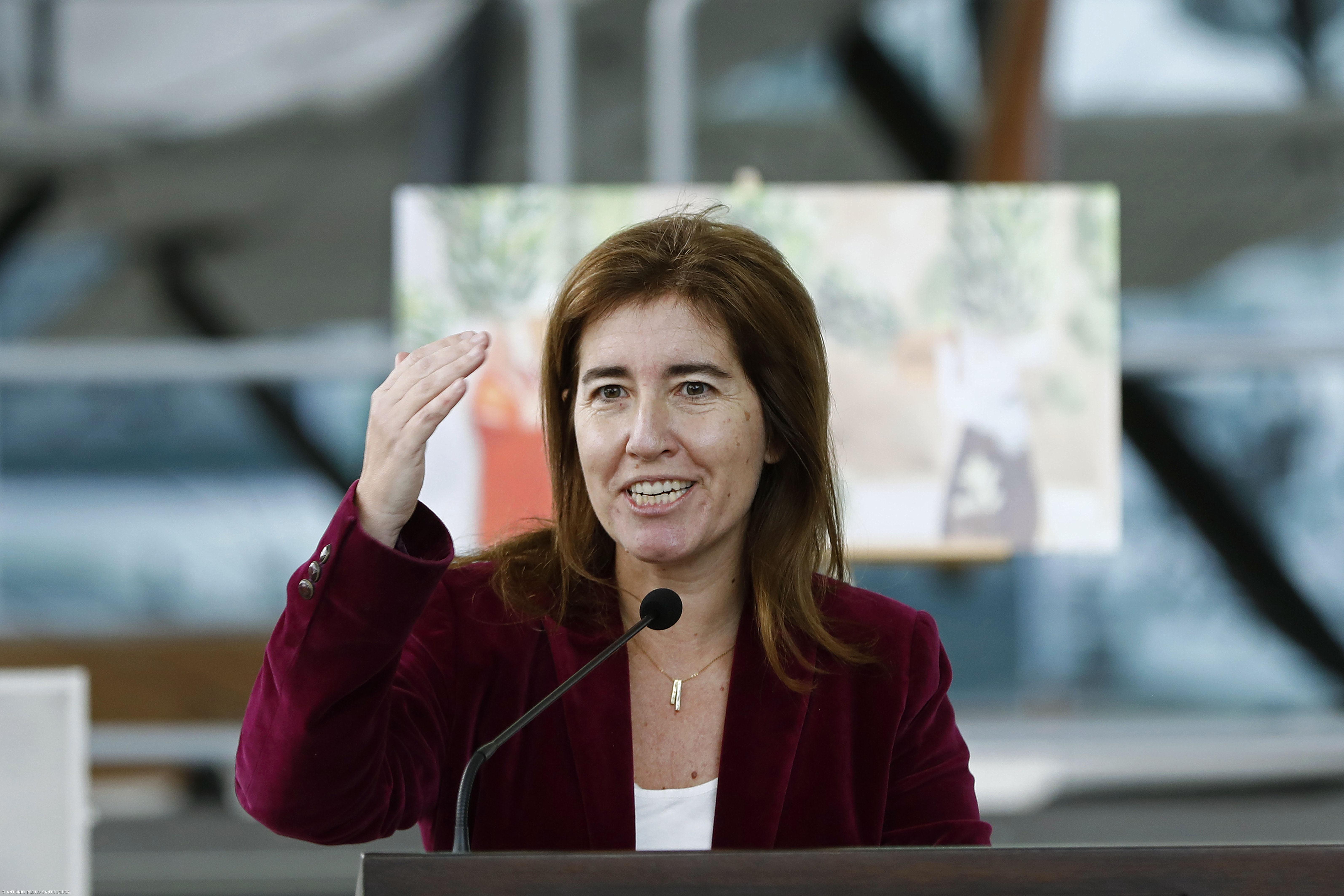 Ministra Ana Mendes Godinho contra “novas formas de escravatura no trabalho” – Imagem 1