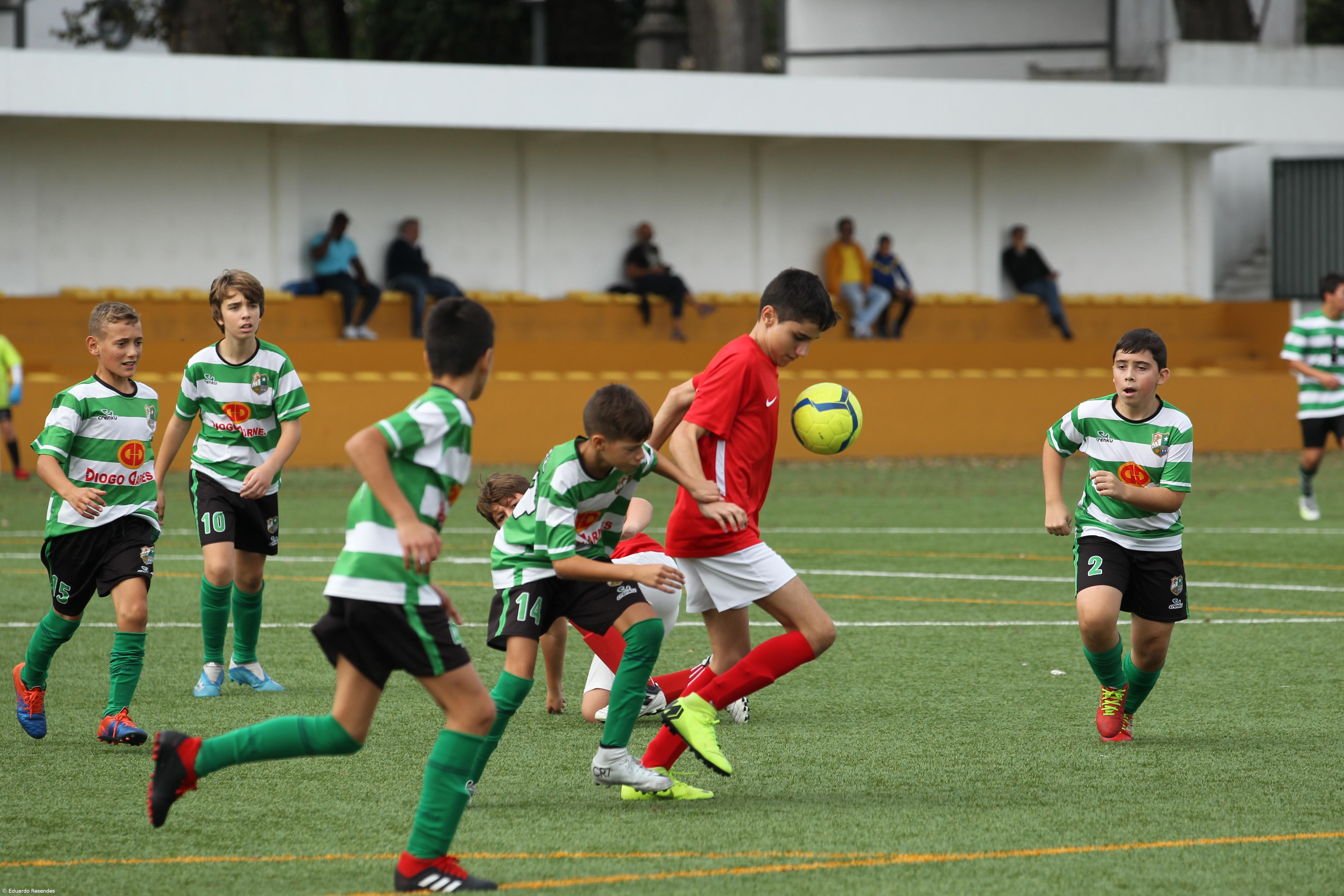 Tirar o “sal” do futebol divide treinadores da formação – Imagem 1