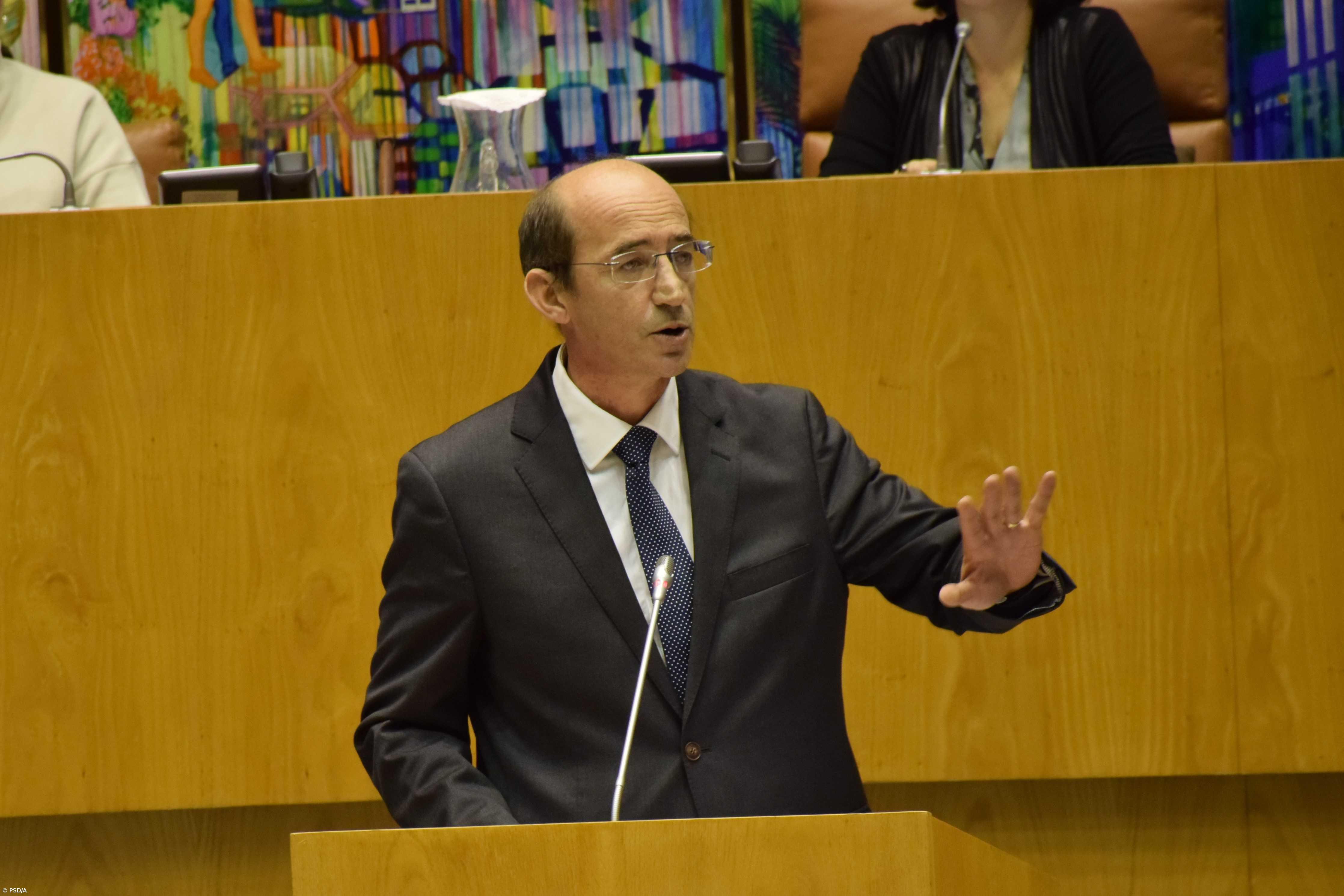 Deputado do PSD/Açores critica ação do PS na pobreza e é comparado com Chega – Imagem 1