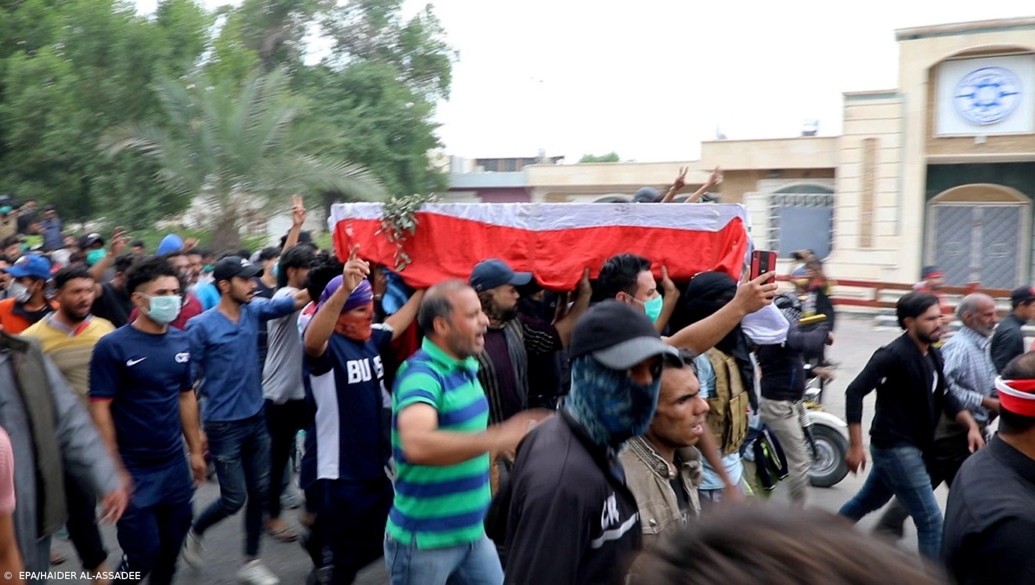 Governo iraquiano demite militar que devia repor ordem em cidade do sul – Imagem 1