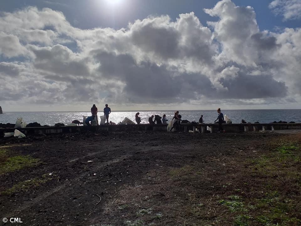 Recolhidos 230 quilos de resíduos na Lagoa – Imagem 3