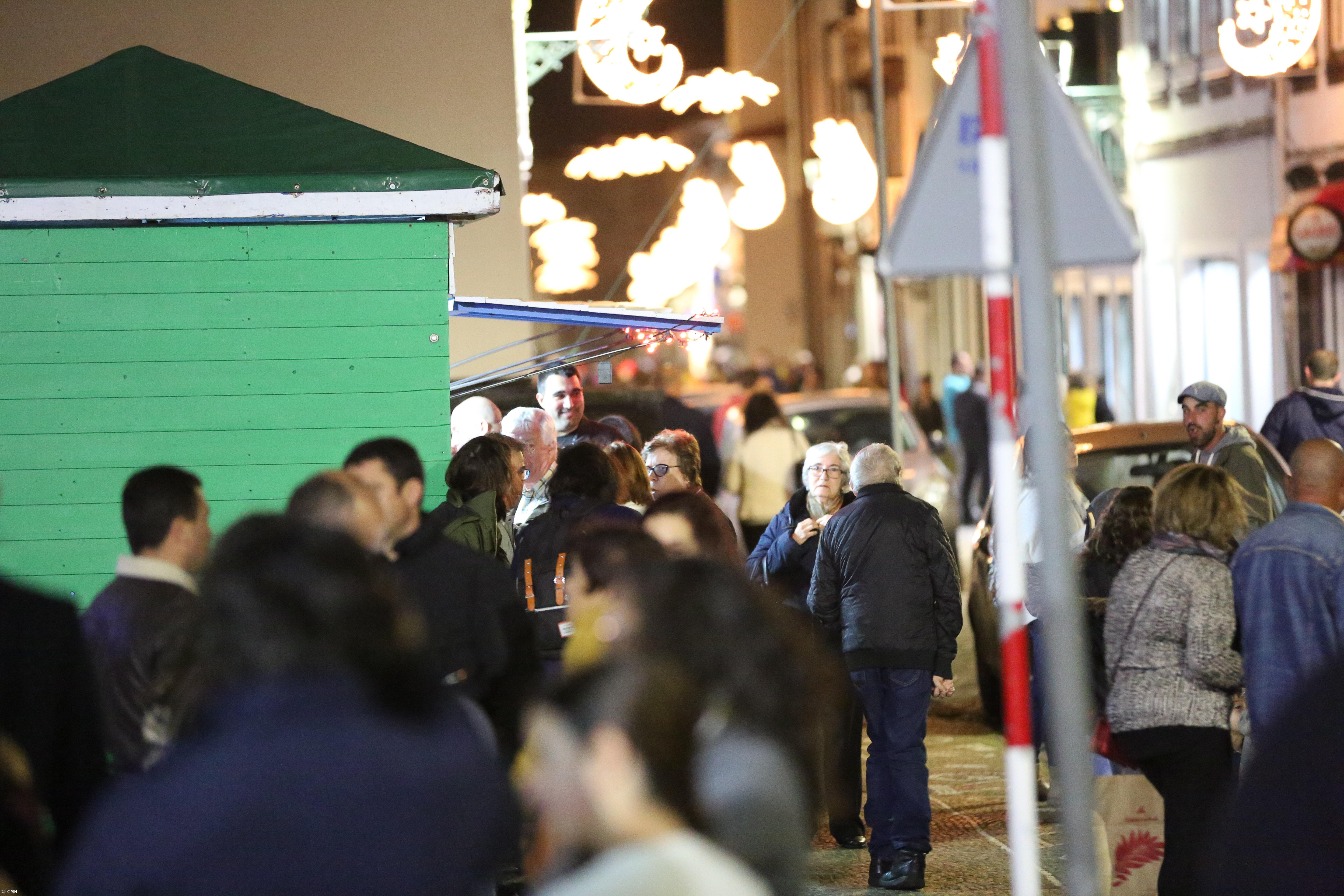 Câmara da Horta desafia lojistas e residentes do centro histórico a iluminarem as suas fachadas – Imagem 4