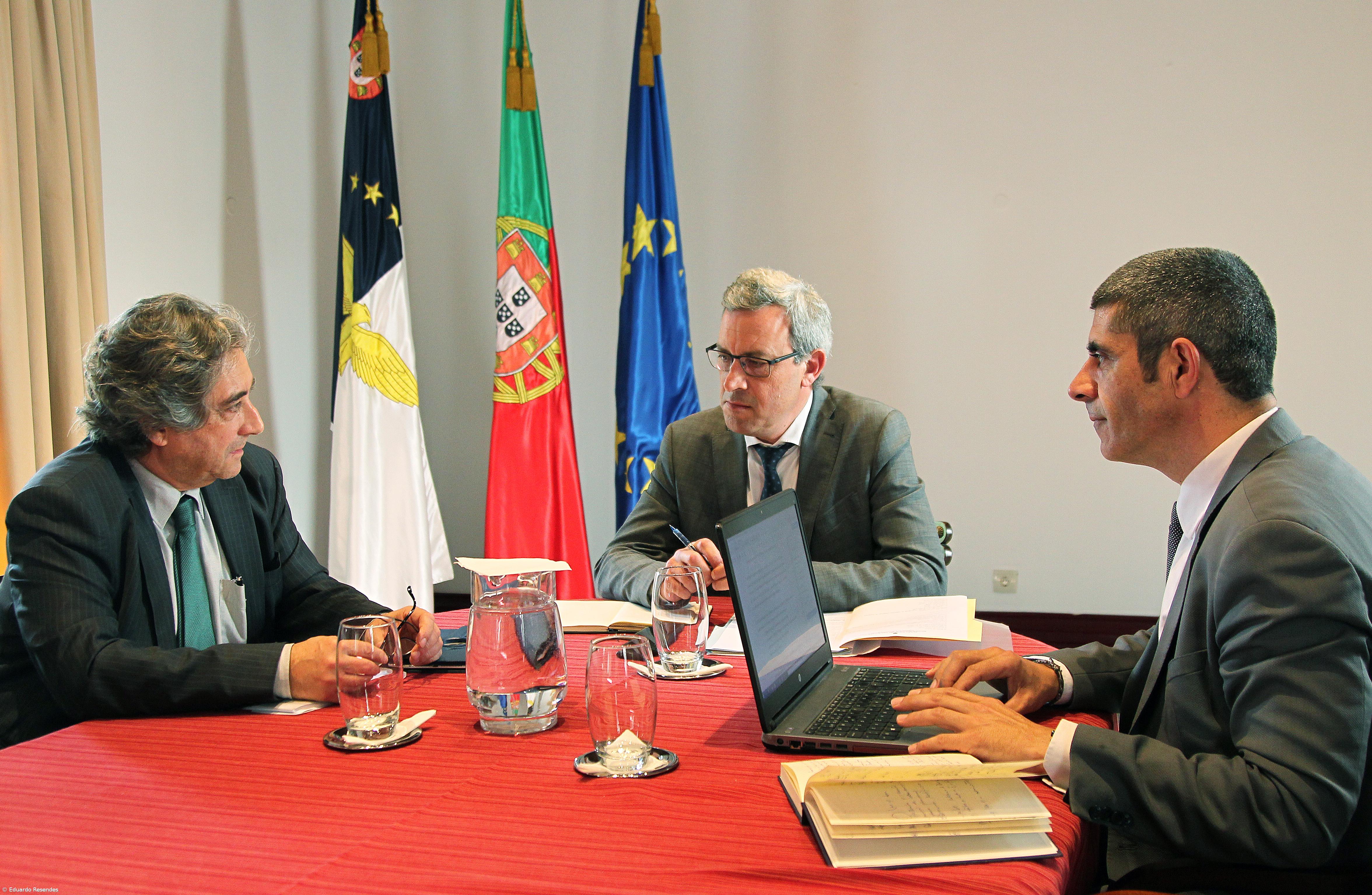 Portugal “empenhado” em evitar cortes no orçamento comunitário  – Imagem 1