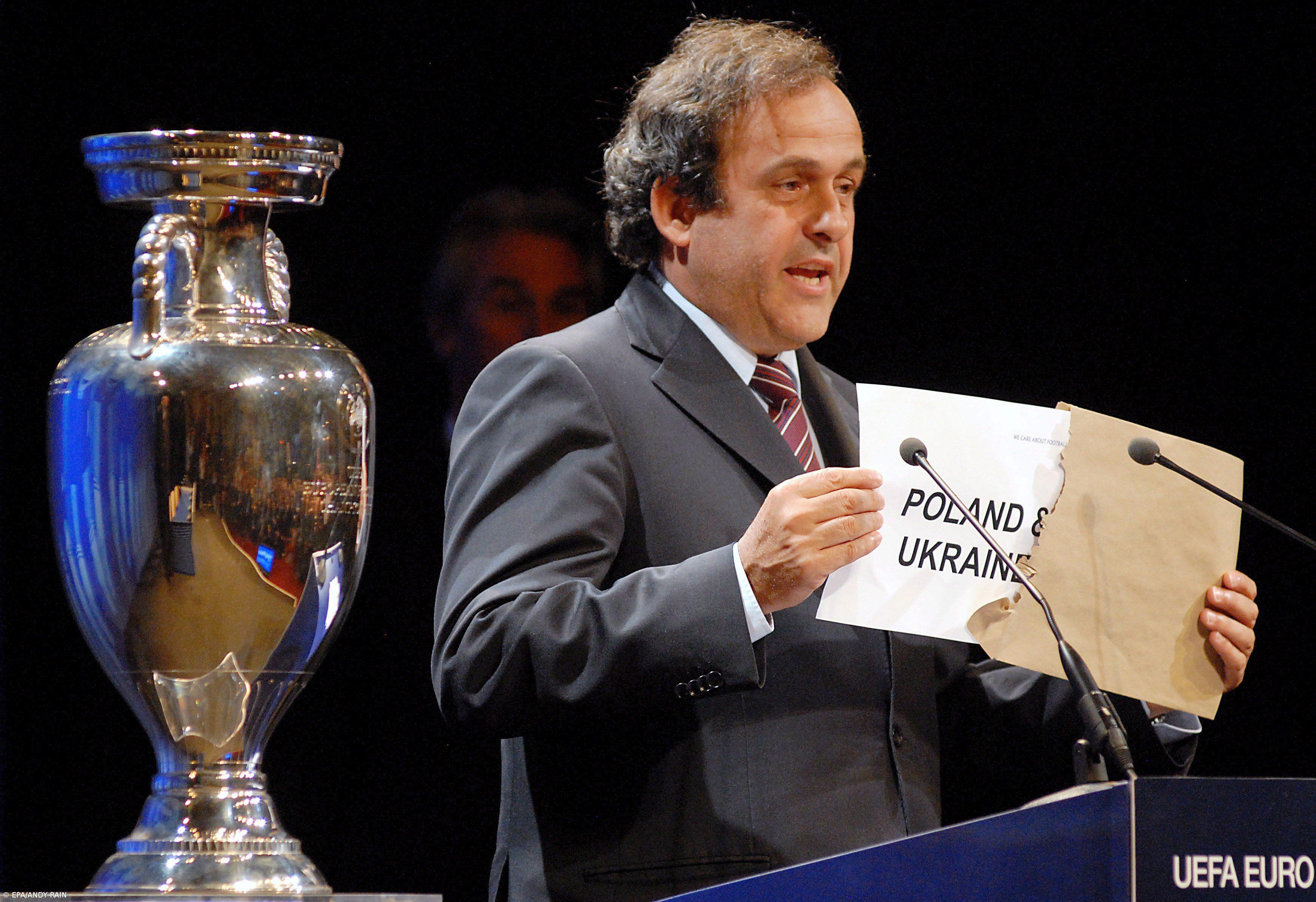  Imprensa desportiva denuncia à UEFA agressões de membros de clubes e Federação – Imagem 1