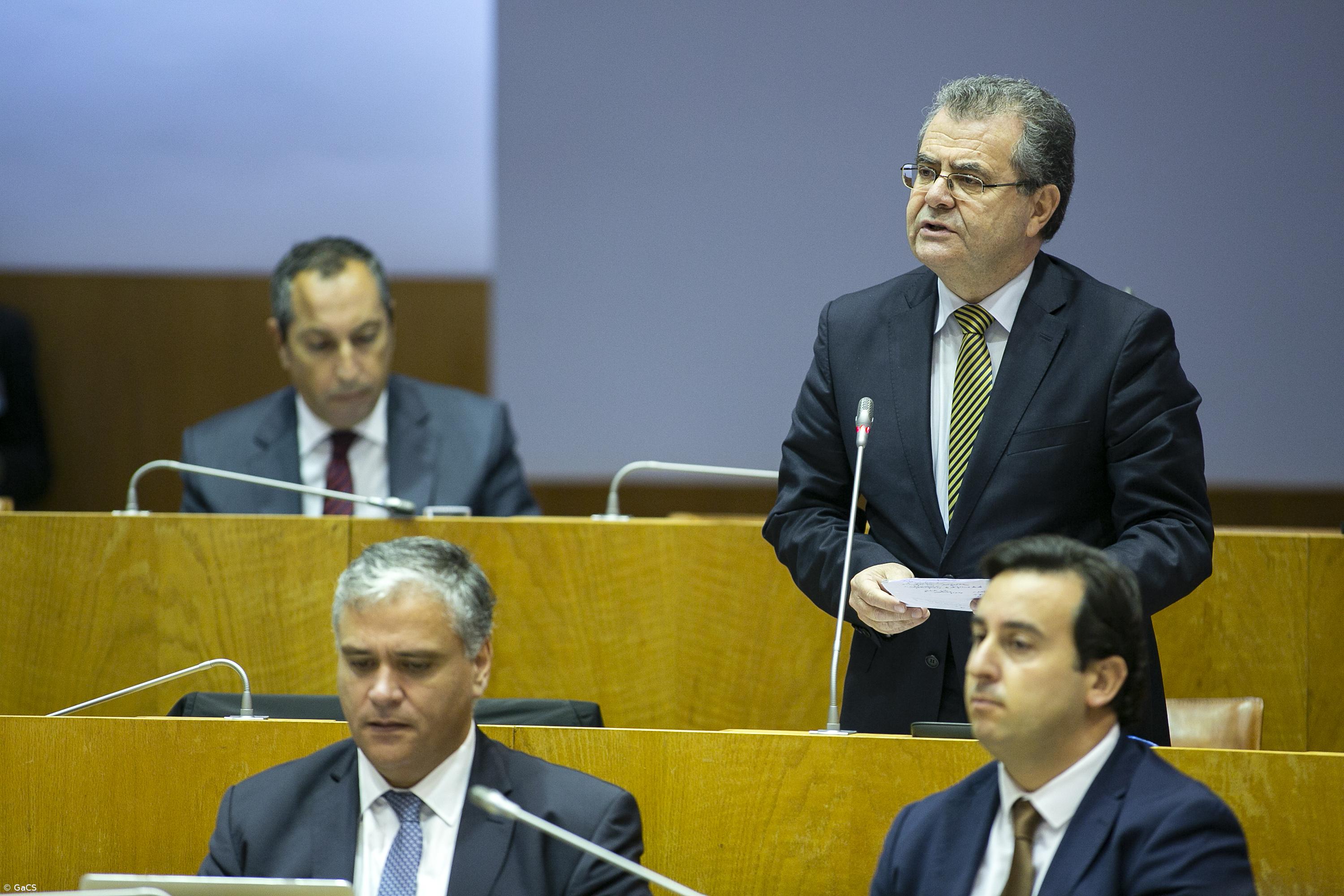 Governo designa conselho e comissão coordenadora do programa "Ler Açores" – Imagem 1