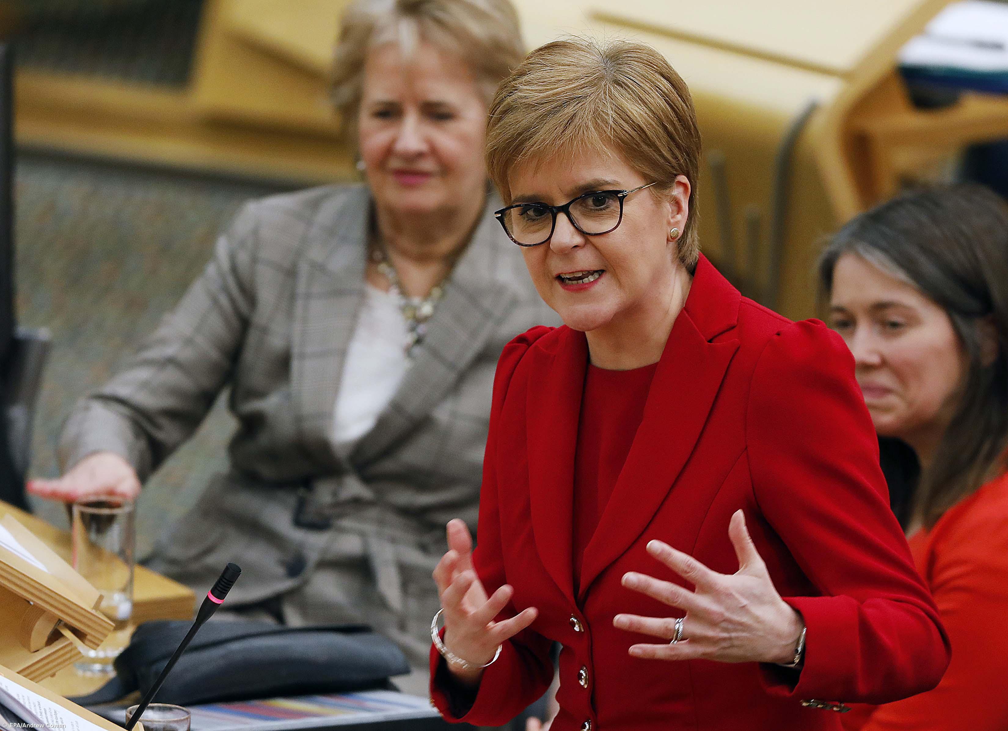 Primeira-ministra escocesa anuncia renúncia ao cargo – Imagem 1