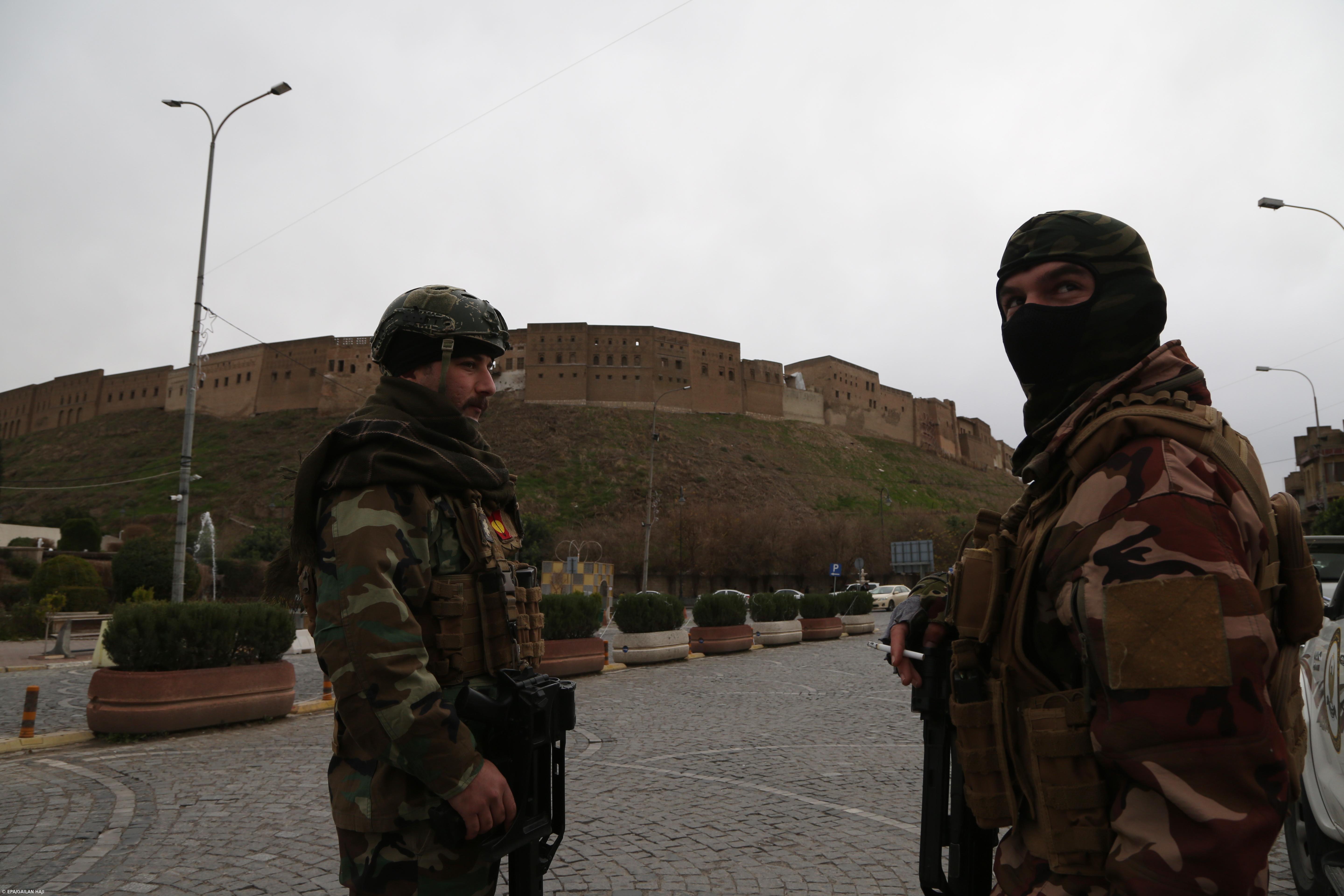 Dezenas de mísseis iranianos lançados contra base com tropas norte-americanas no Iraque – Imagem 1