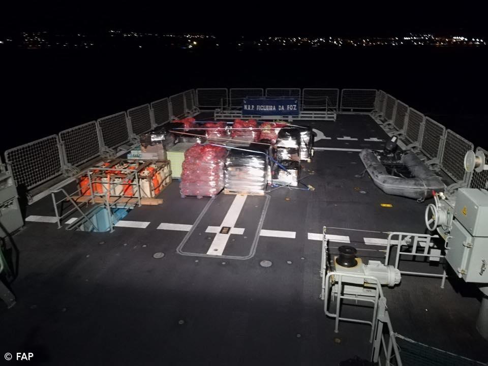 Forças Armadas transportam bens essenciais para apoio à população das Flores – Imagem 7