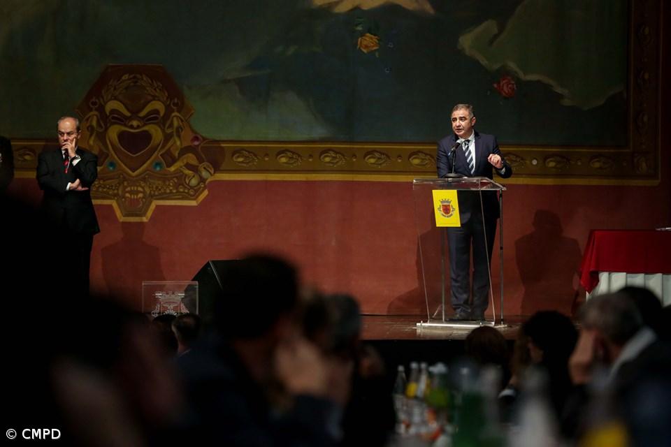 Bolieiro deixa mensagem de “esperança e de conforto” aos colaboradores do Município de Ponta Delgada – Imagem 1