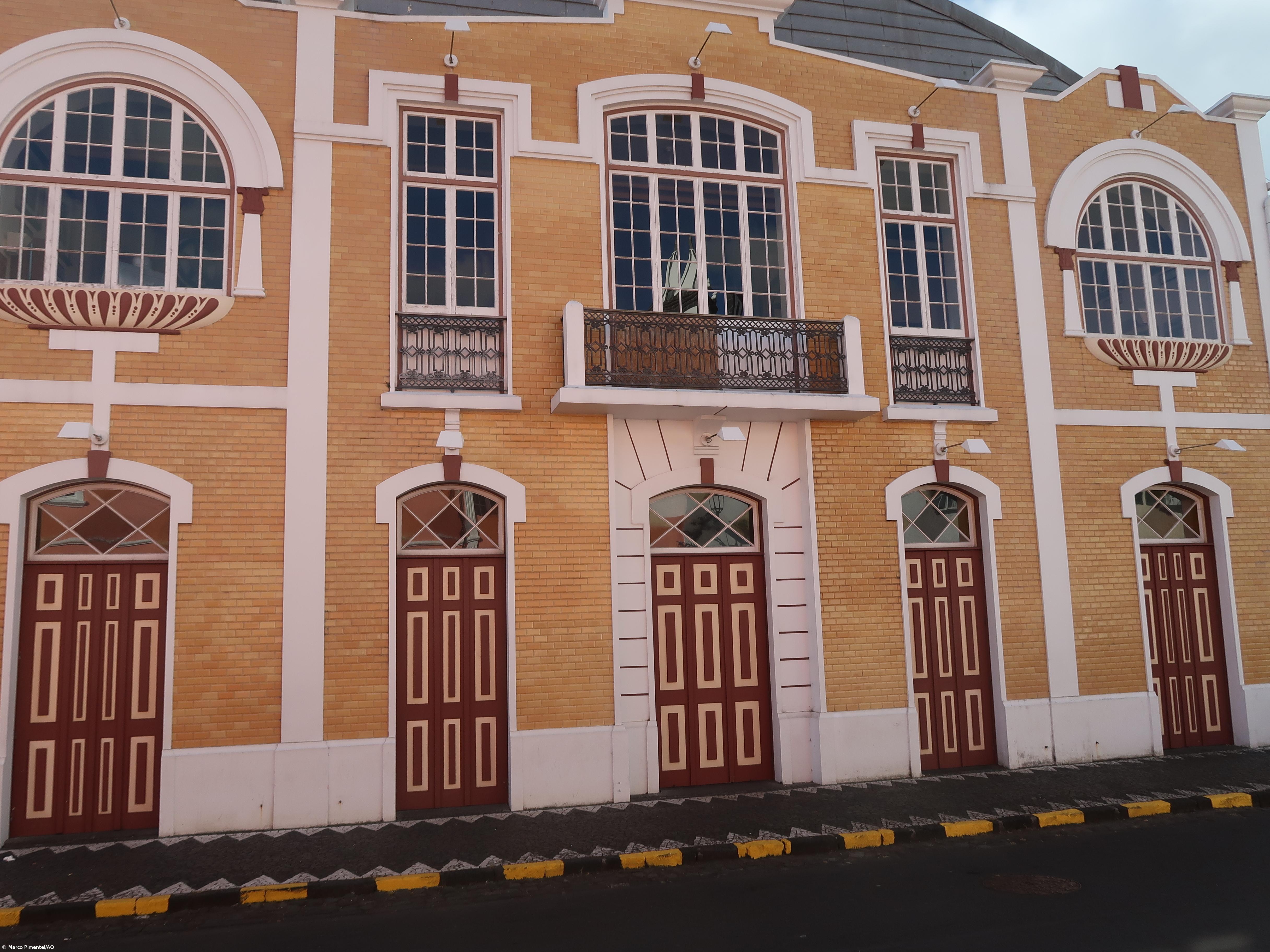 Urbhorta no Faial entra em lay-off – Imagem 1