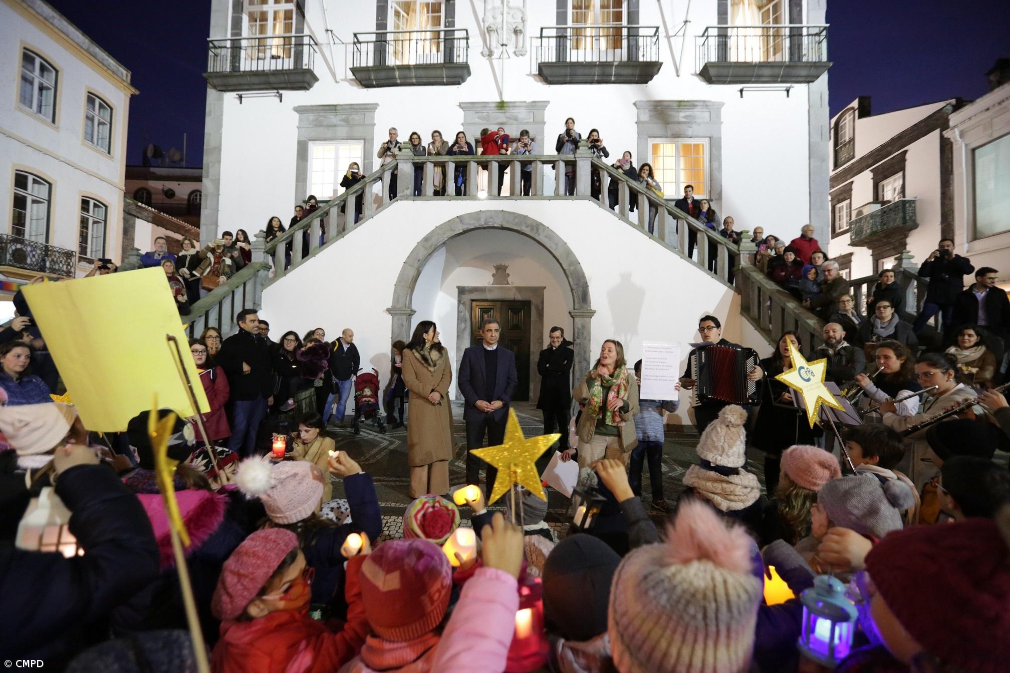 Cantar às Estrelas reúne cerca de 600 pessoas em Ponta Delgada – Imagem 1