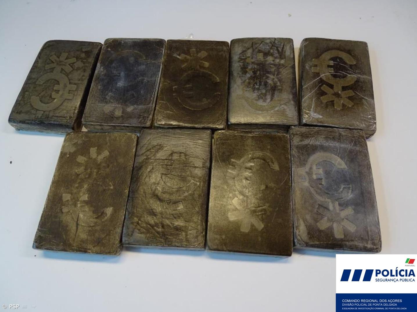 Apreensão de 1765 doses de haxixe e seis plantas de cannabis nas Capelas – Imagem 1