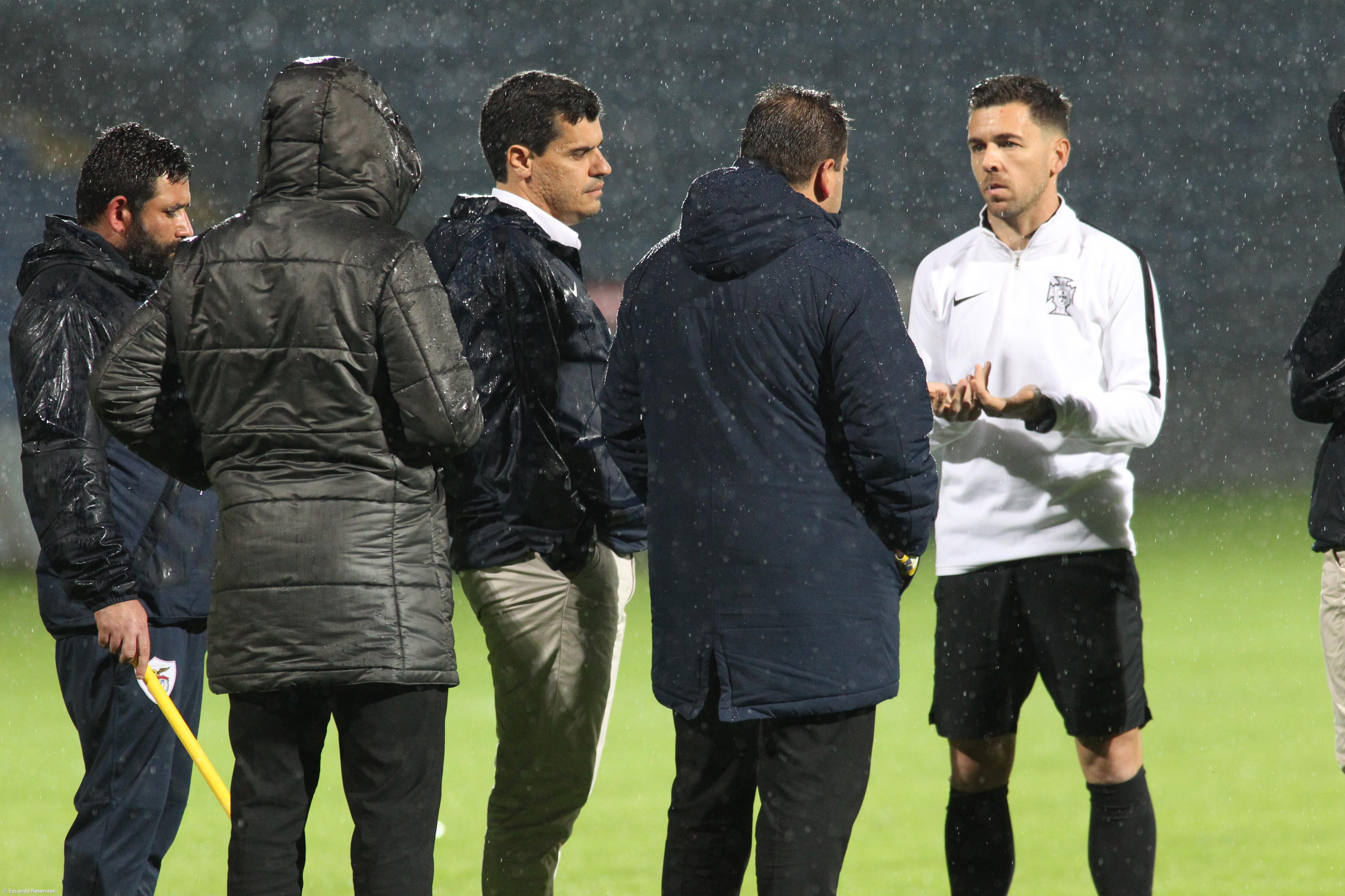 Árbitro confirma embalagem com inscrição "cal viva em pó" no Santa Clara-Paços – Imagem 1