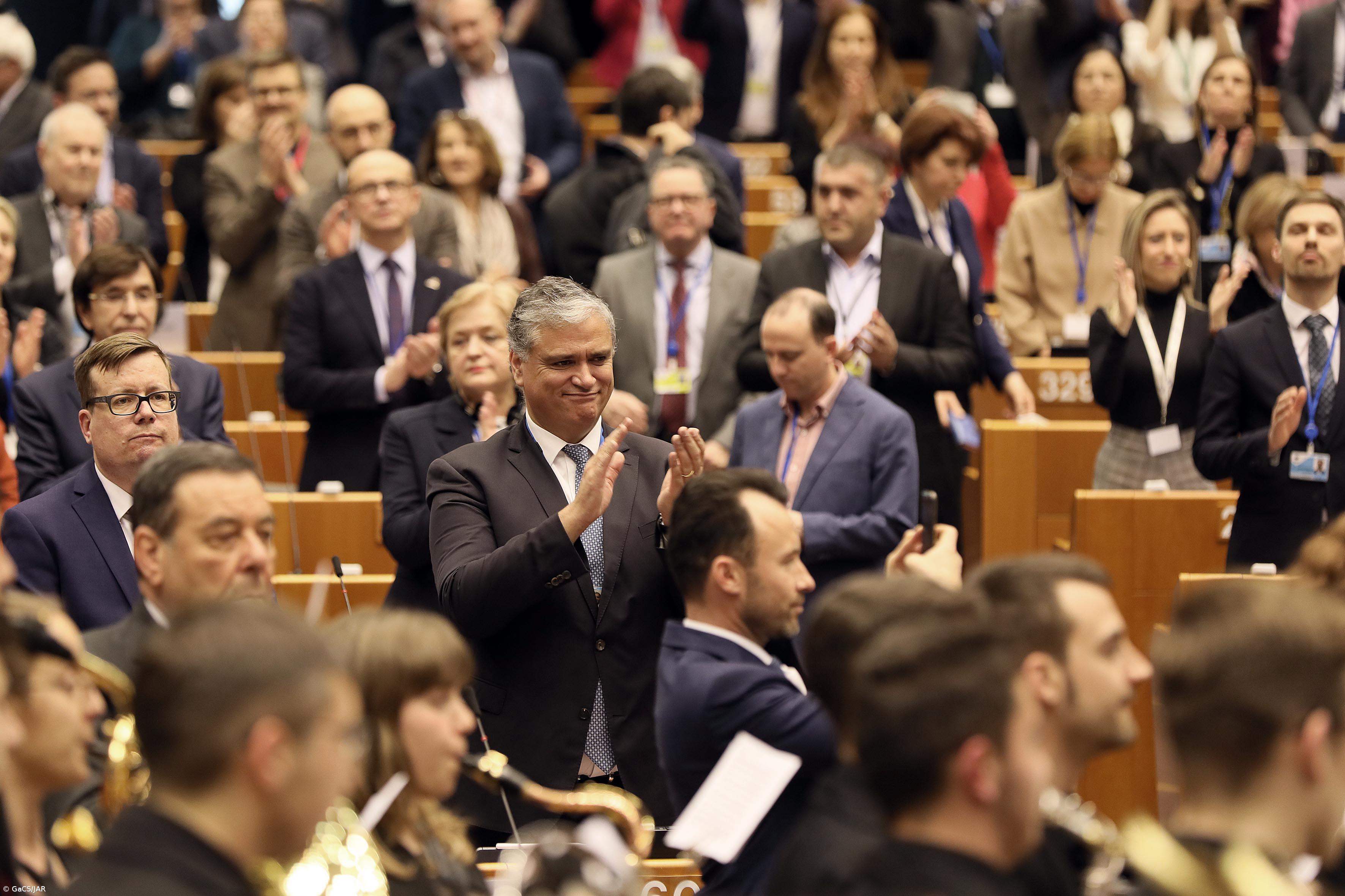 Vasco Cordeiro eleito por aclamação primeiro vice presidente do Comité das Regiões – Imagem 1
