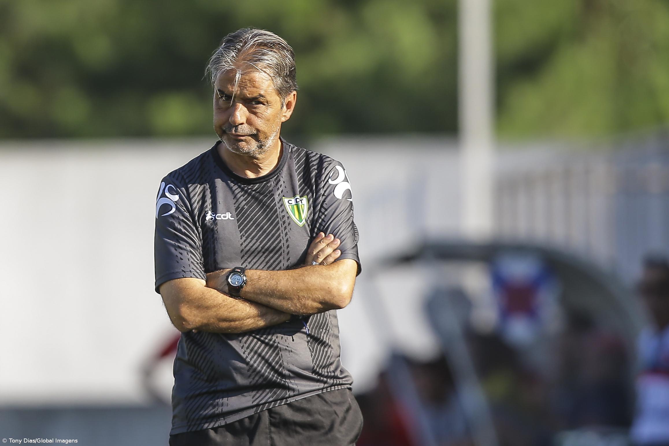 Treinador do Tondela diz que vai tranquilo a um Santa Clara “muito motivado” – Imagem 1