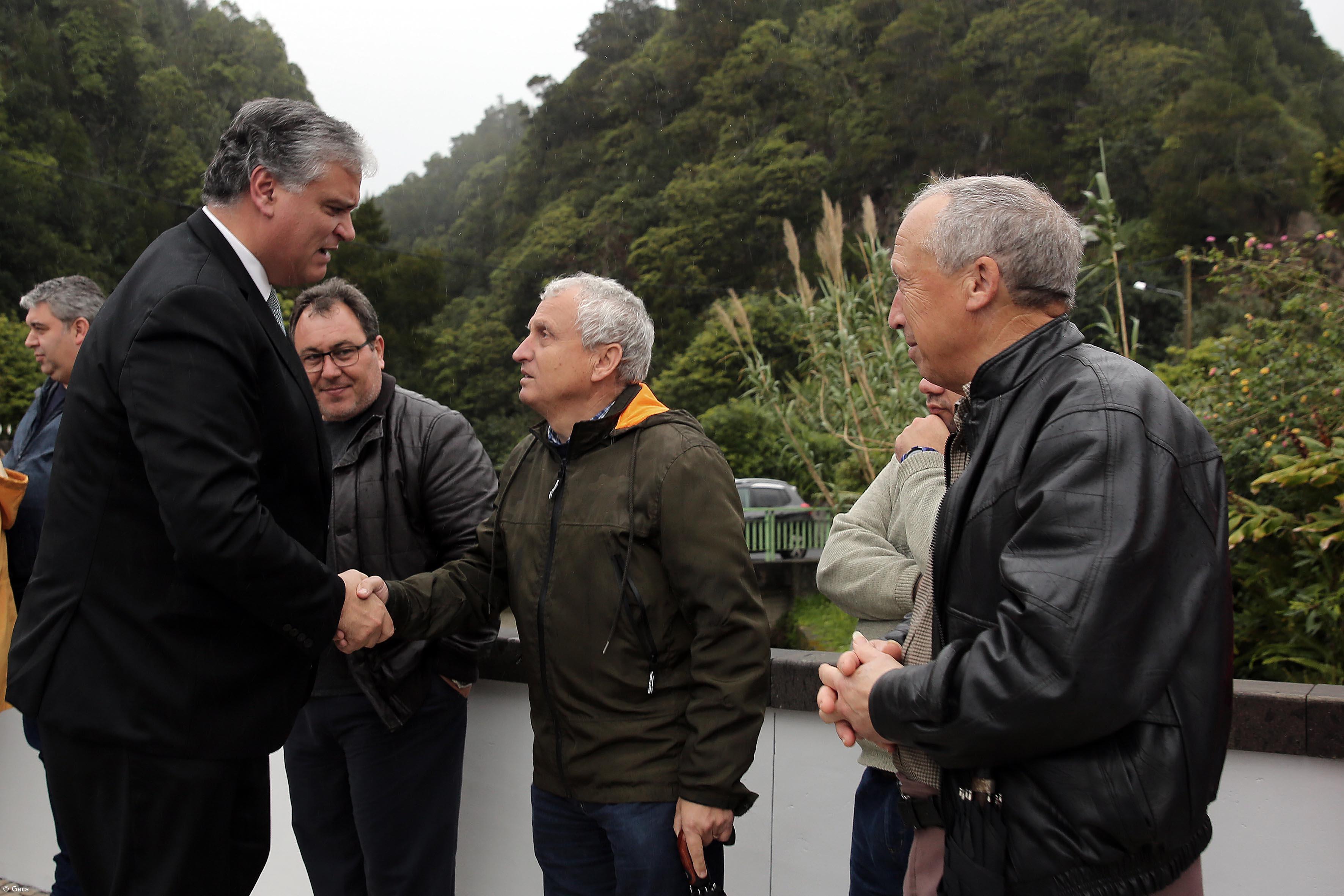 Vasco Cordeiro anuncia lançamento do concurso público para intervenção na estrada Furnas-Povoação – Imagem 2