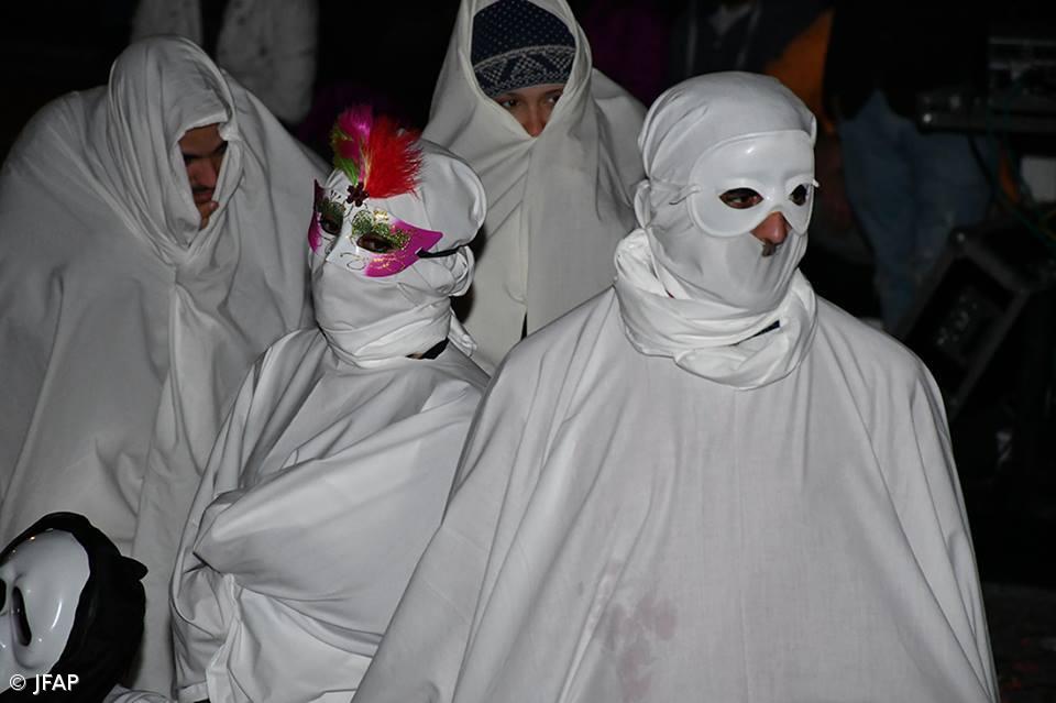Desfile de Carnaval e noite do lençol em Água de Pau – Imagem 1
