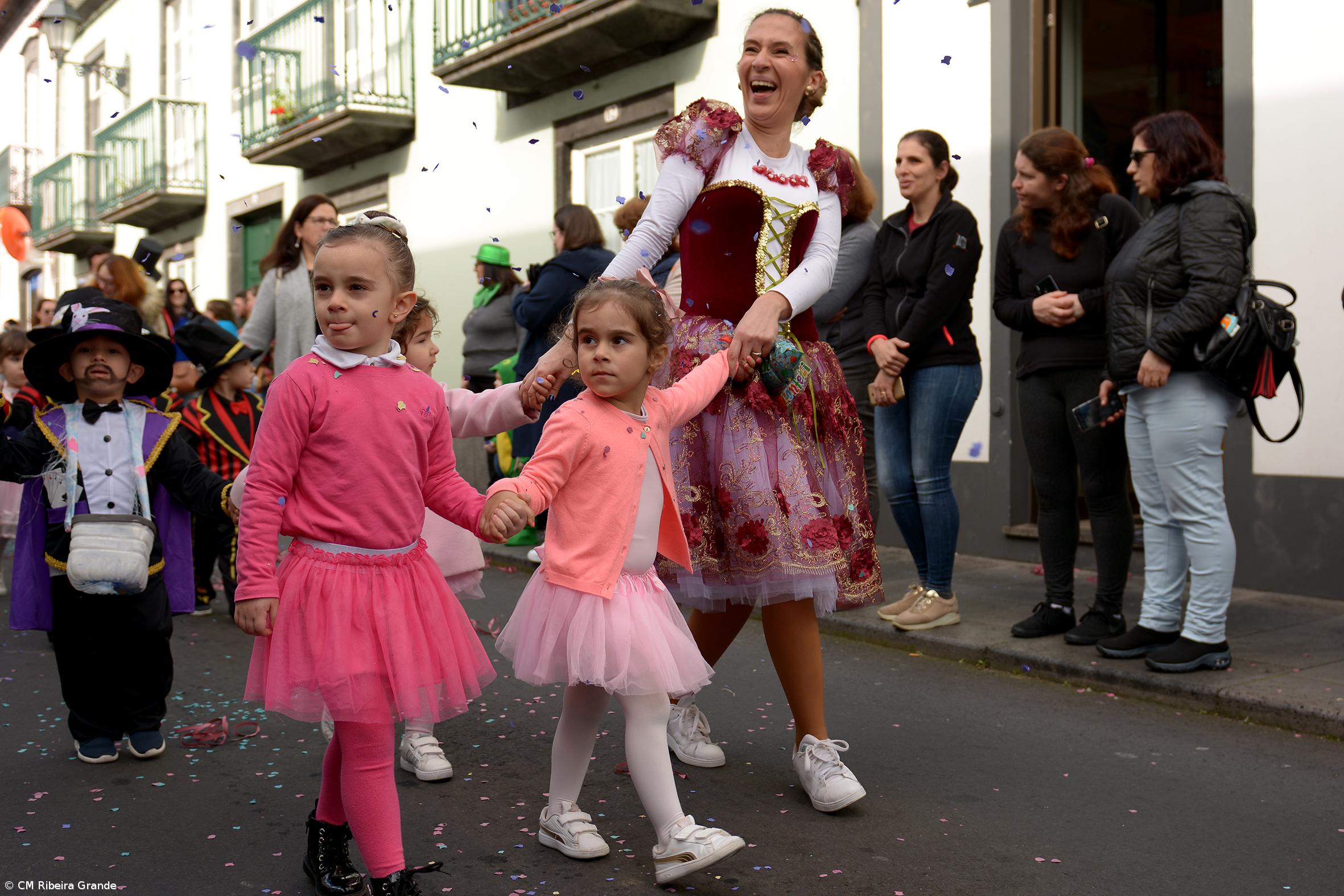 Ribeira Grande acolhe corso carnavalesco – Imagem 3