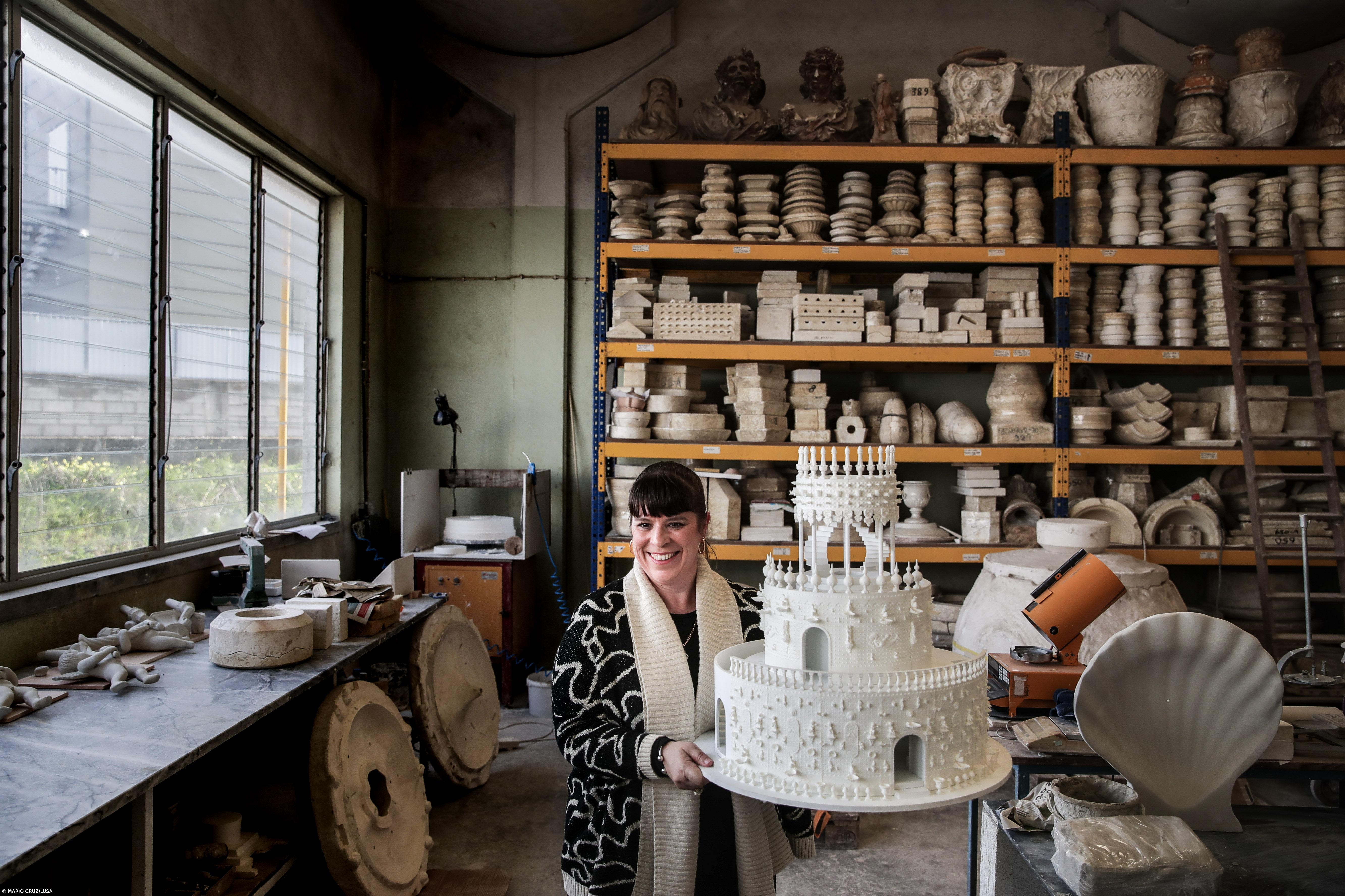 Joana Vasconcelos cria edifício de 12 metros em forma de bolo de noiva – Imagem 1