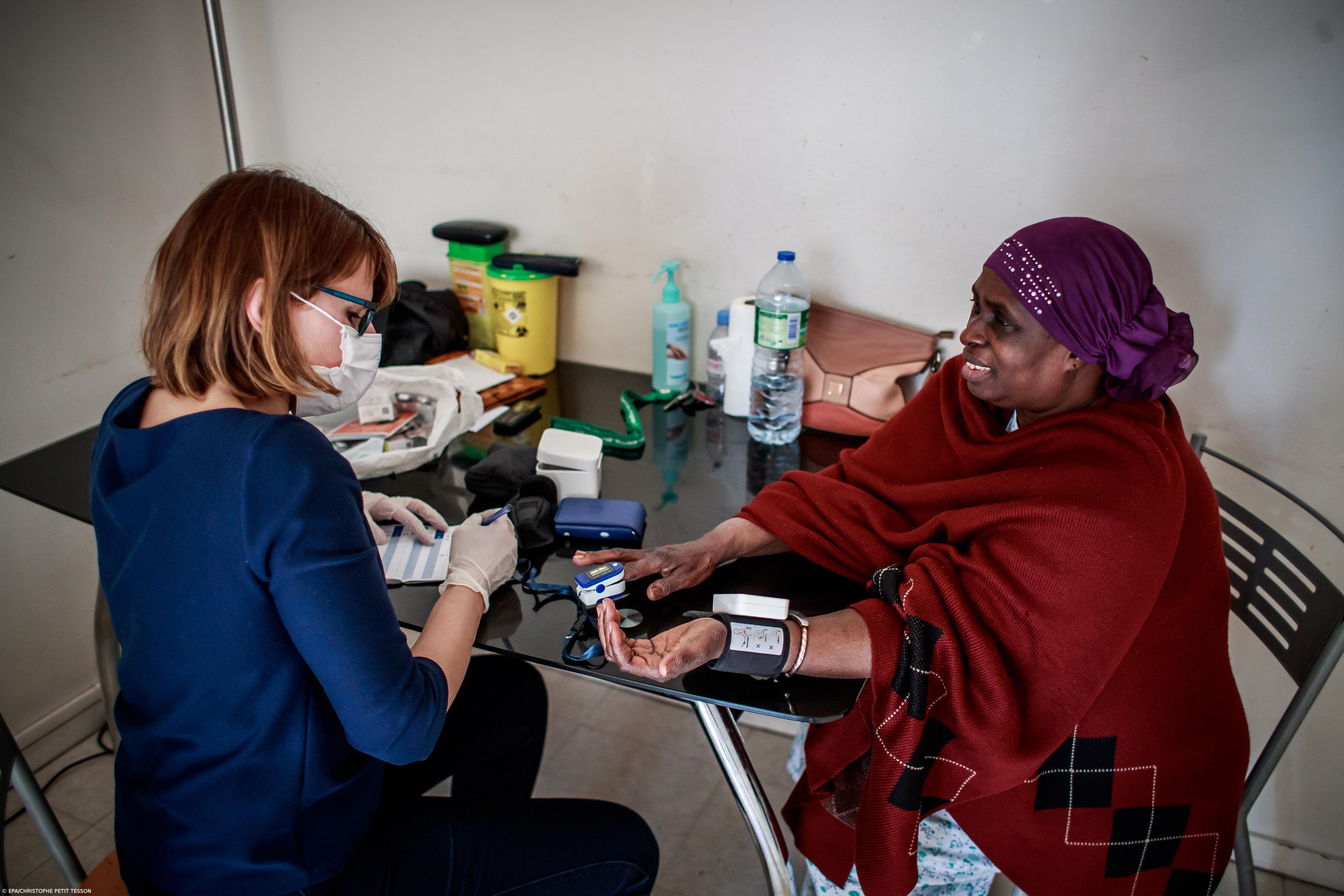 Hospital São João no Porto realizou mais de 4 mil testes, 699 deram positivo – Imagem 1