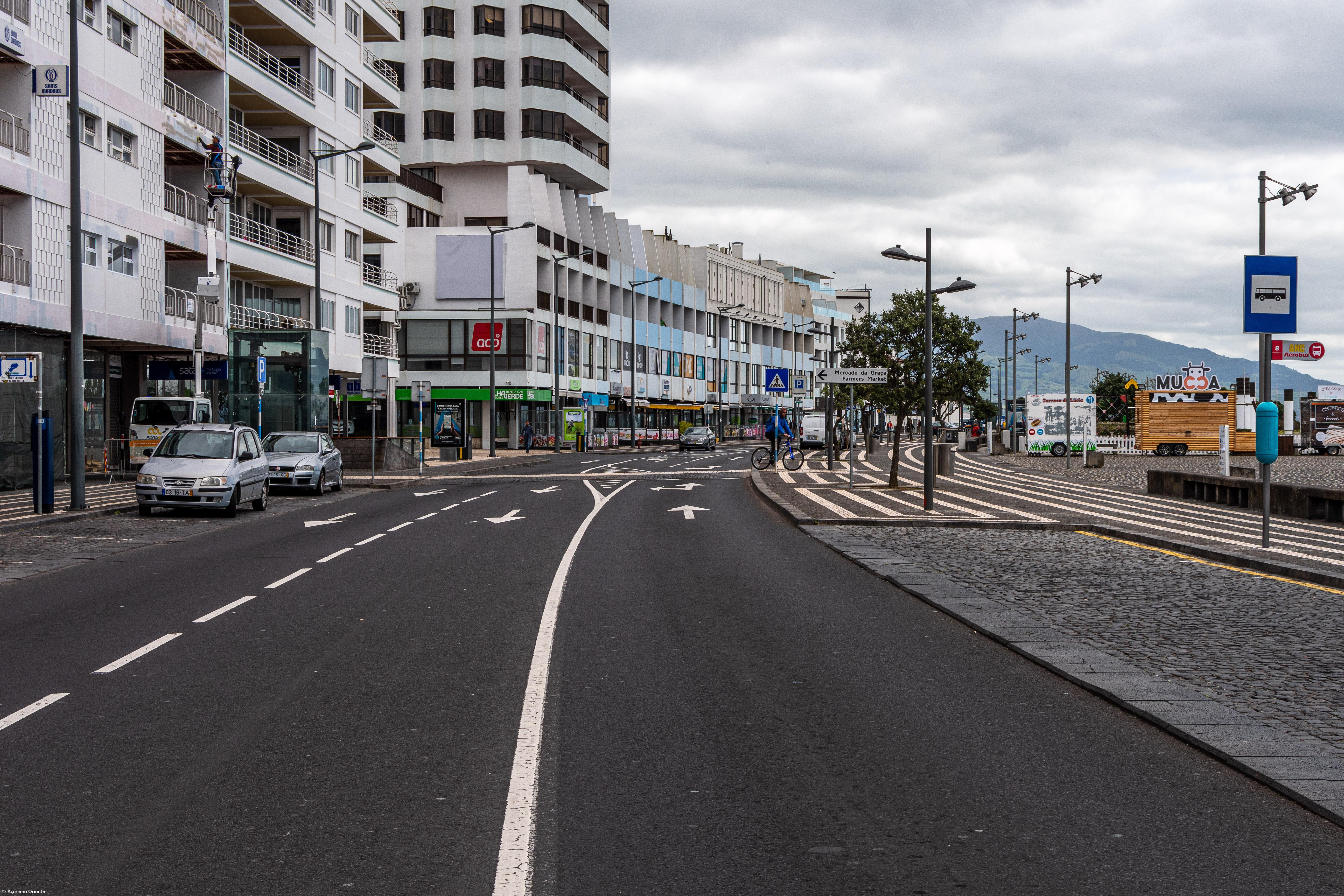 Ponta Delgada em serviços mínimos e com lojistas apreensivos – Imagem 1