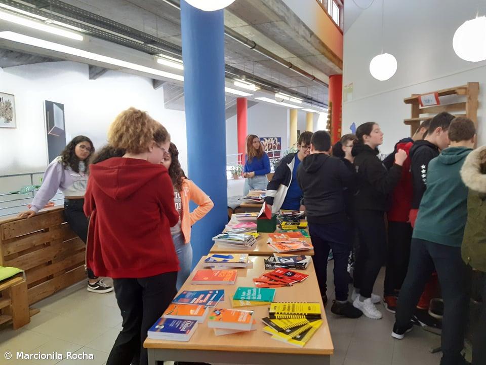 Iª Feira do Livro da Biblioteca da ESLagoa – Imagem 2