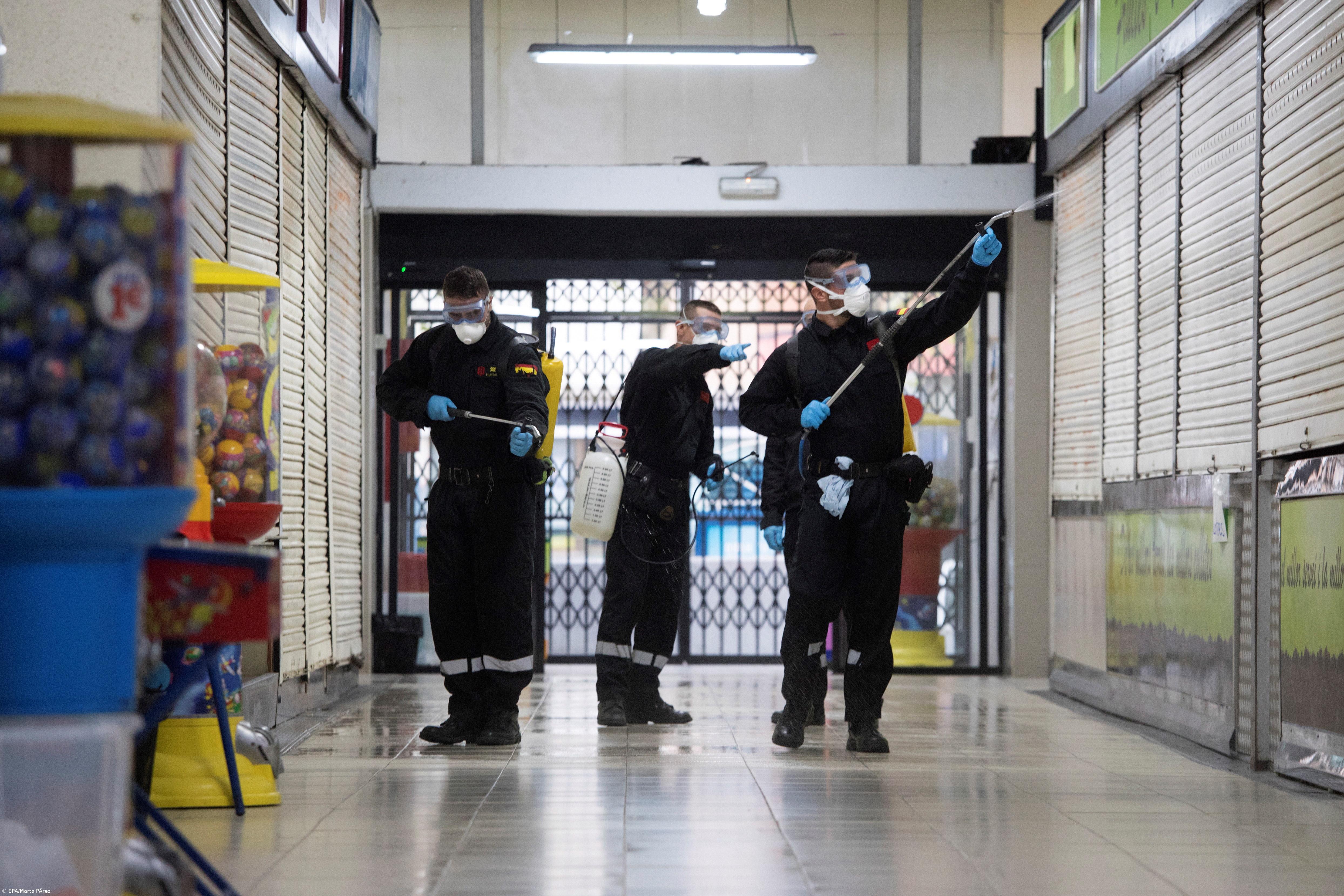 Espanha paralisa todas as atividades não essenciais a partir de segunda-feira – Imagem 1