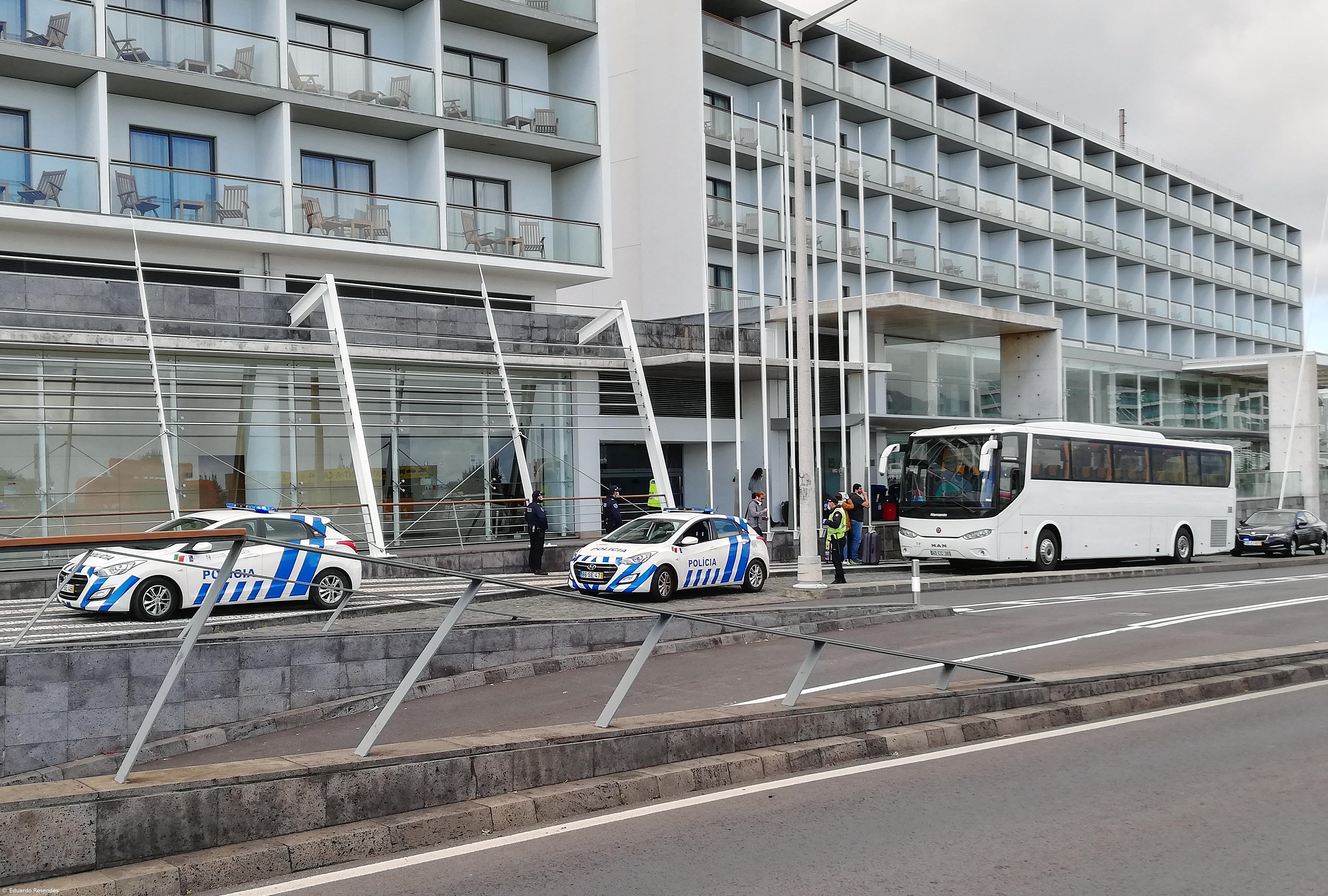 Tribunal ordena libertação de pessoa em quarentena num hotel dos Açores – Imagem 1