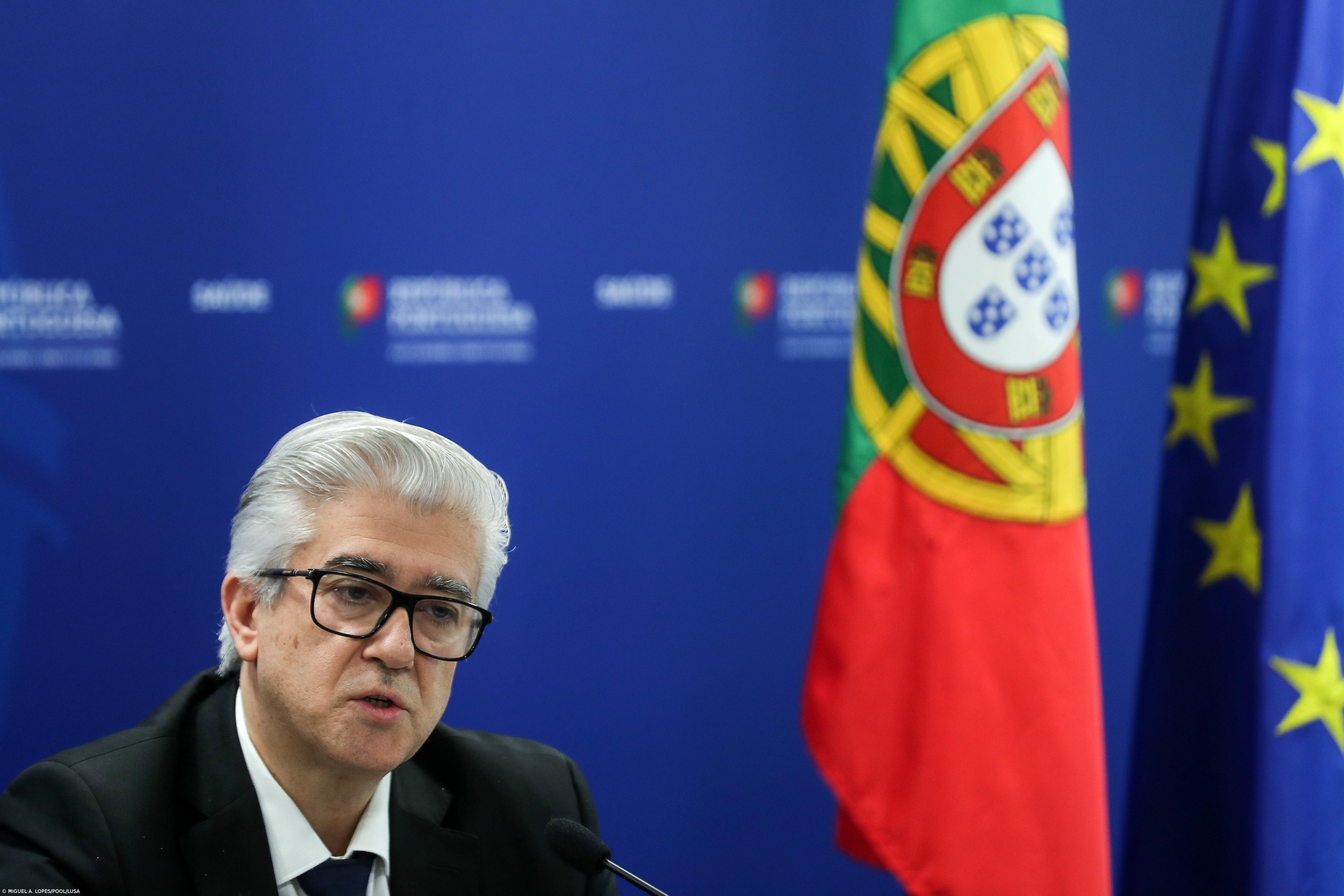 Confinamento salvou vidas e evitou colapso dos cuidados intensivos – Imagem 1