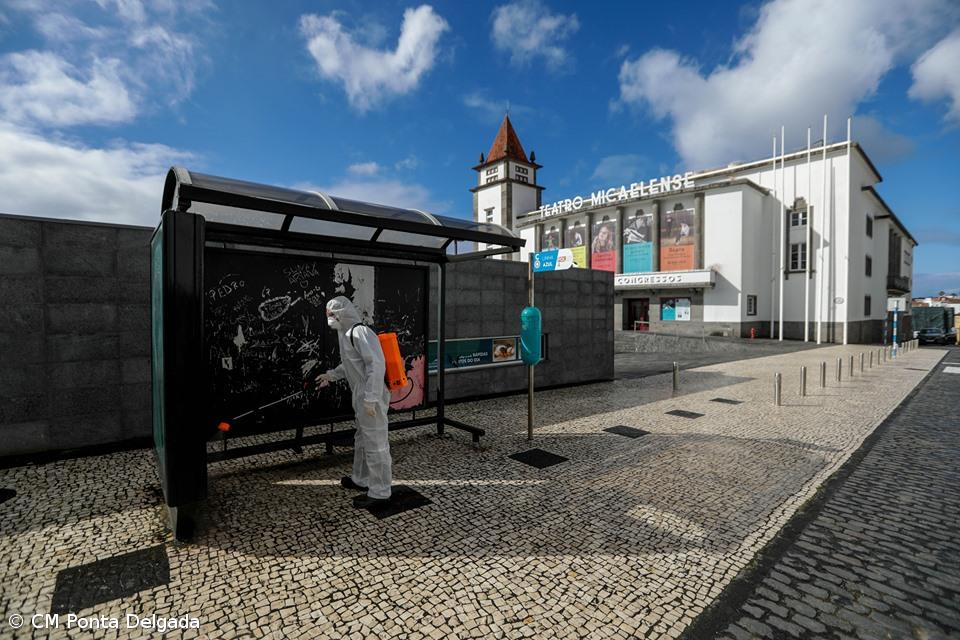 Aplicação de desinfetantes nos espaços públicos sem fiscalização – Imagem 1