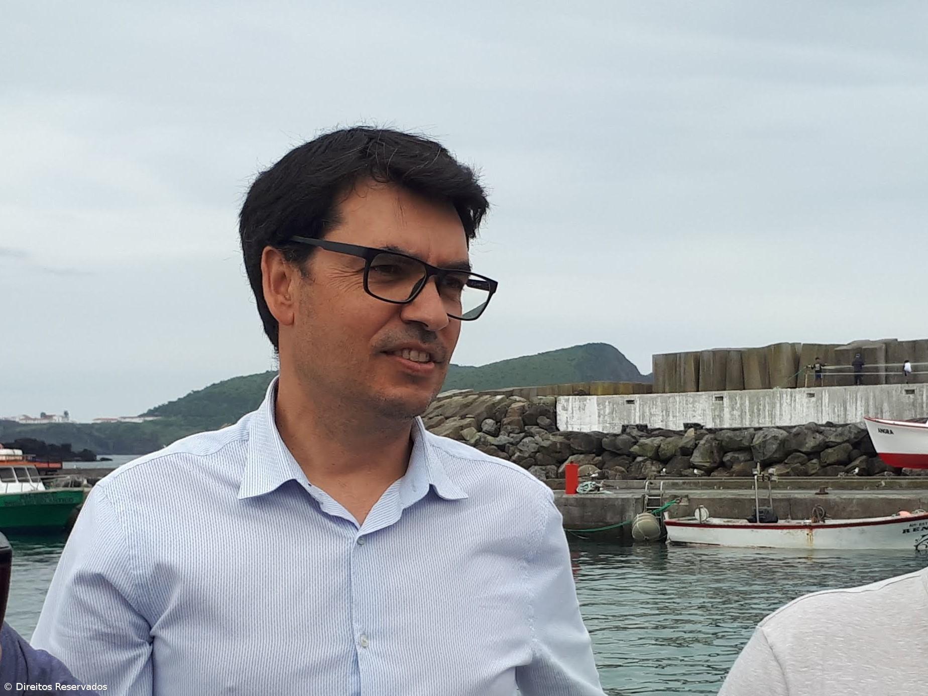 Rabo de Peixe quer ter biblioteca pública  – Imagem 1