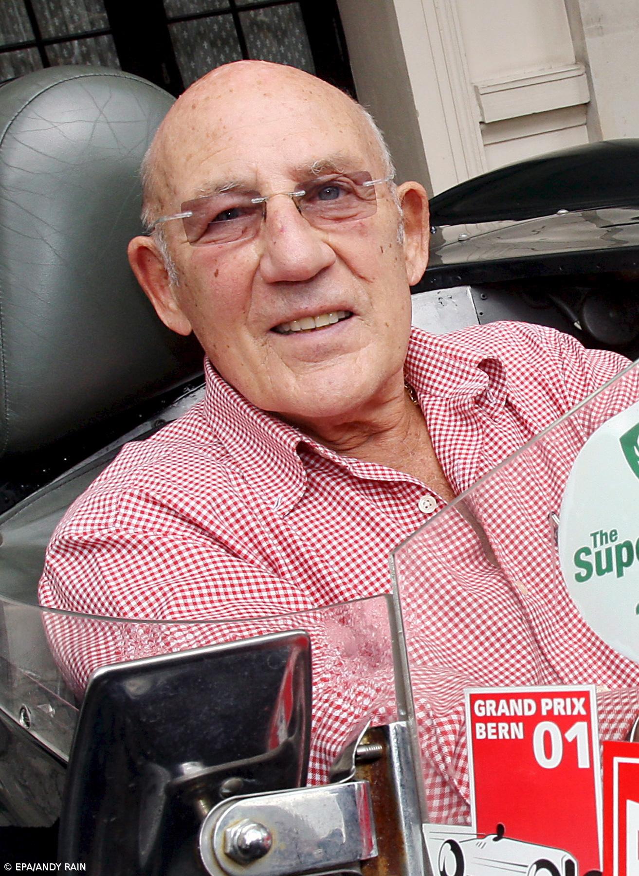 Antigo piloto britânico Stirling Moss morre aos 90 anos – Imagem 1