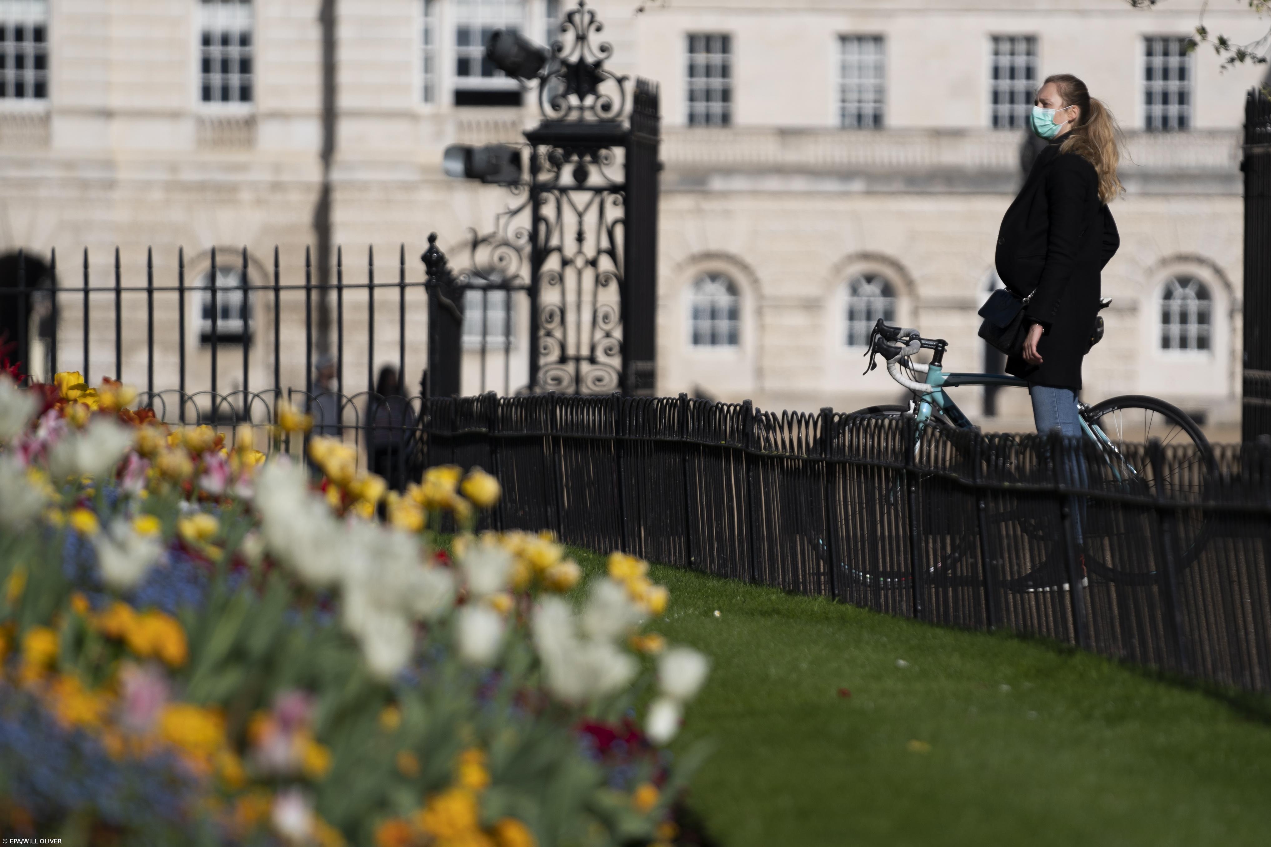 Covid-19: Reino Unido ultrapassa os 15.000 mortos – Imagem 1