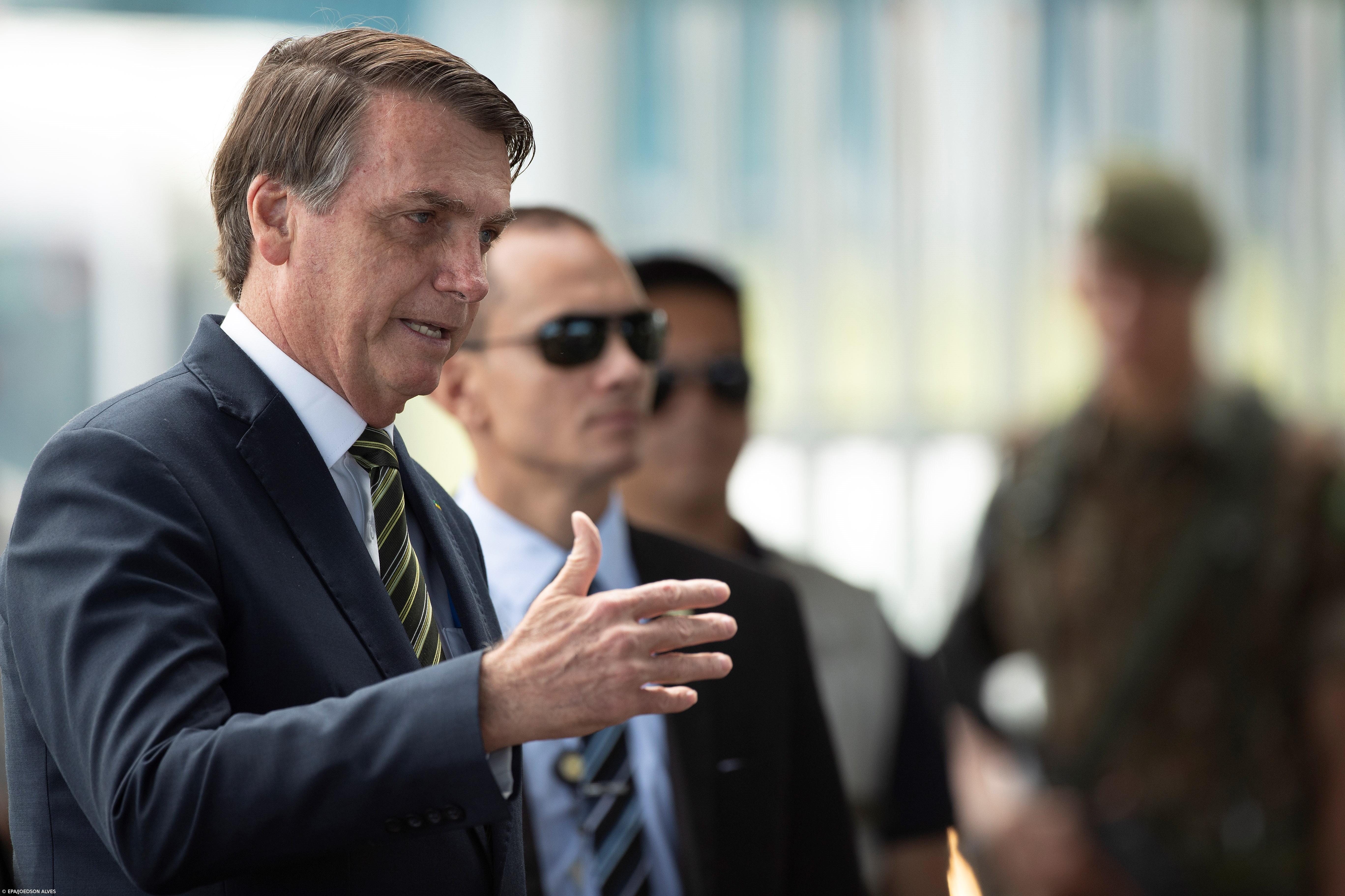 Bolsonaro muda ministro da Saúde em pleno pico da pandemia e escolhe cardiologista – Imagem 1